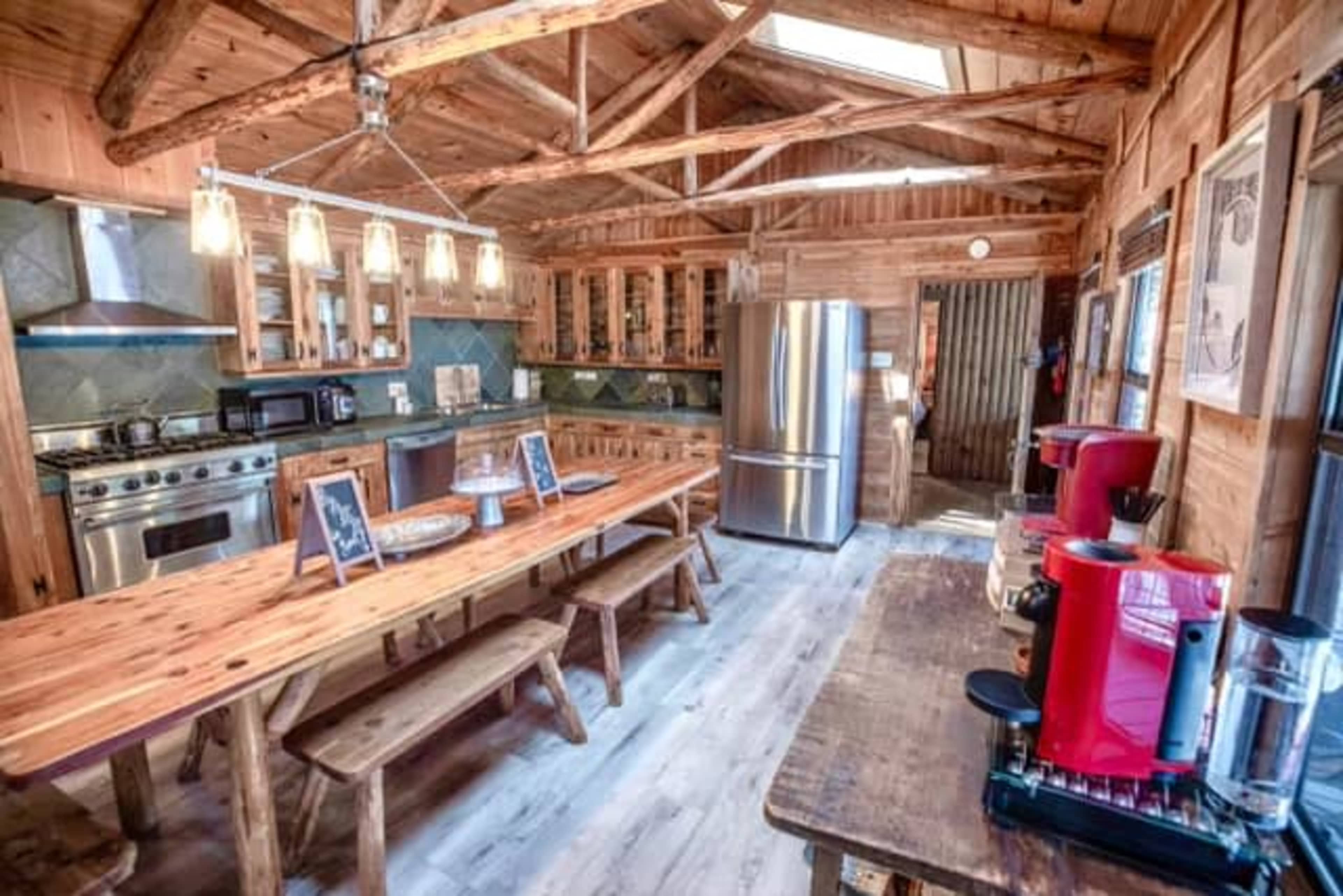 Rustic Lake-front Lodge Image in , SPICEWOOD, TX