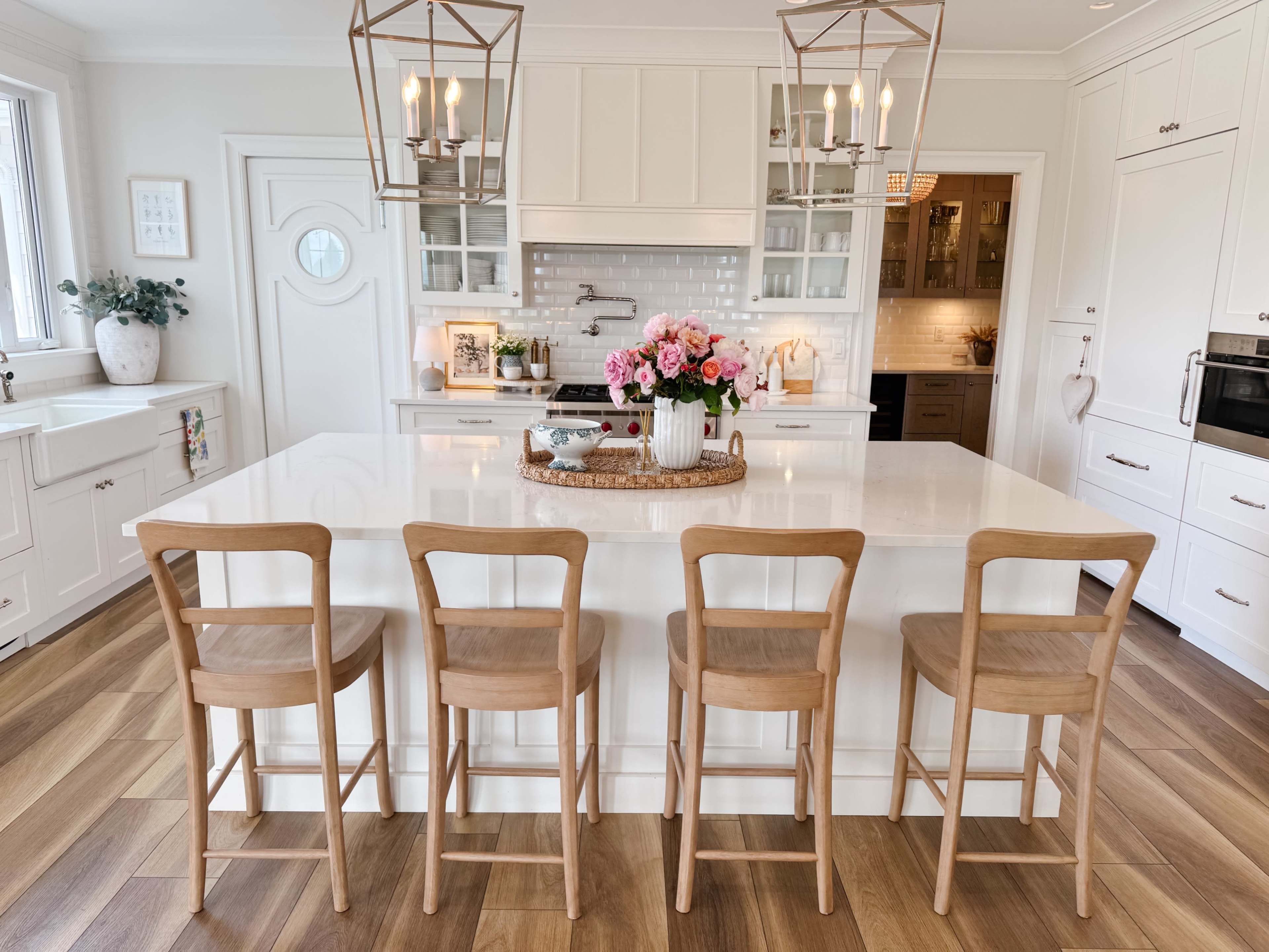 Hamptons Style Open Floor Plan Home on 5 acres Image in Mount Lehman, Abbotsford, BC