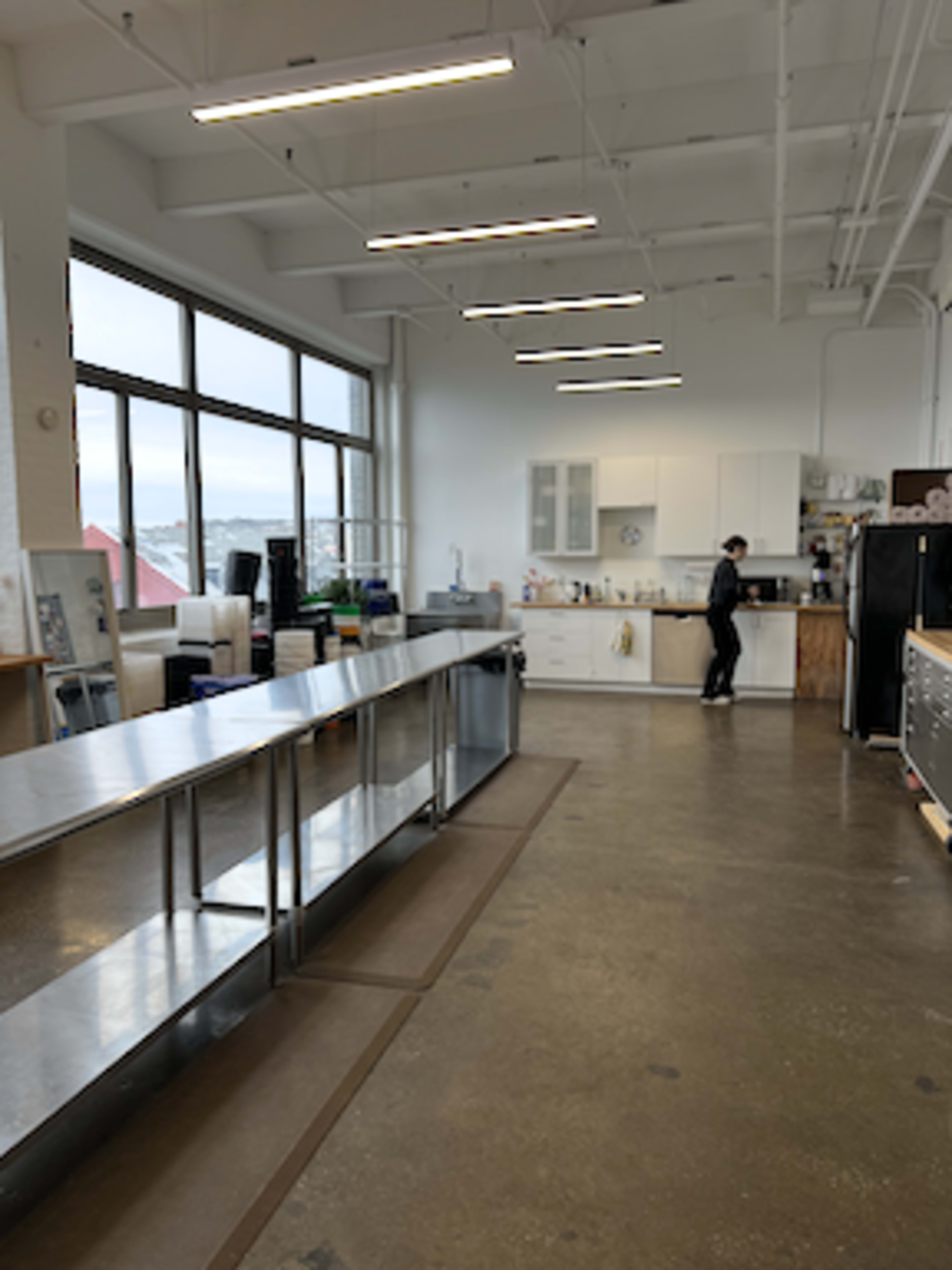 2000 SF QUIET Sunset Park Studio with Sweeping NYC View! Image in Sunset Park, Brooklyn, NY