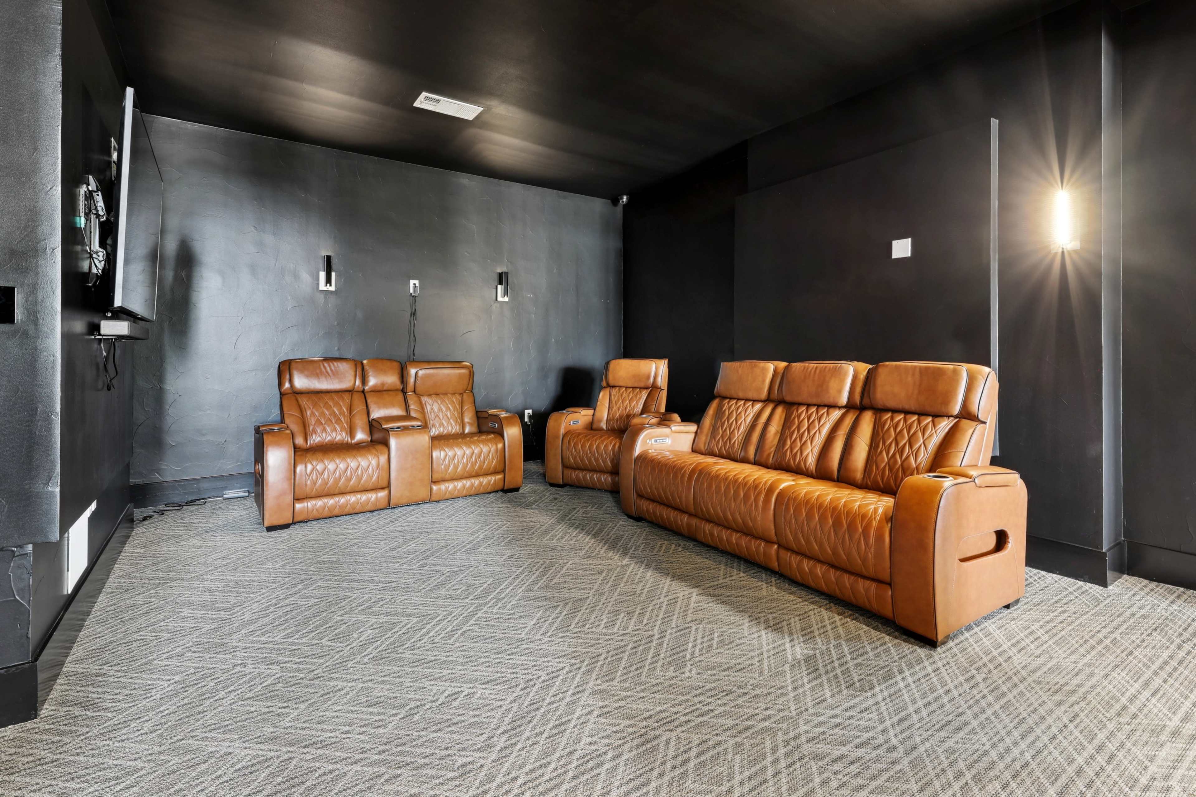 Beautiful Spacious Club House Perfect for Your Next Meeting or Event outside of the heart of Austin! Image in Vista Royale, Austin, TX