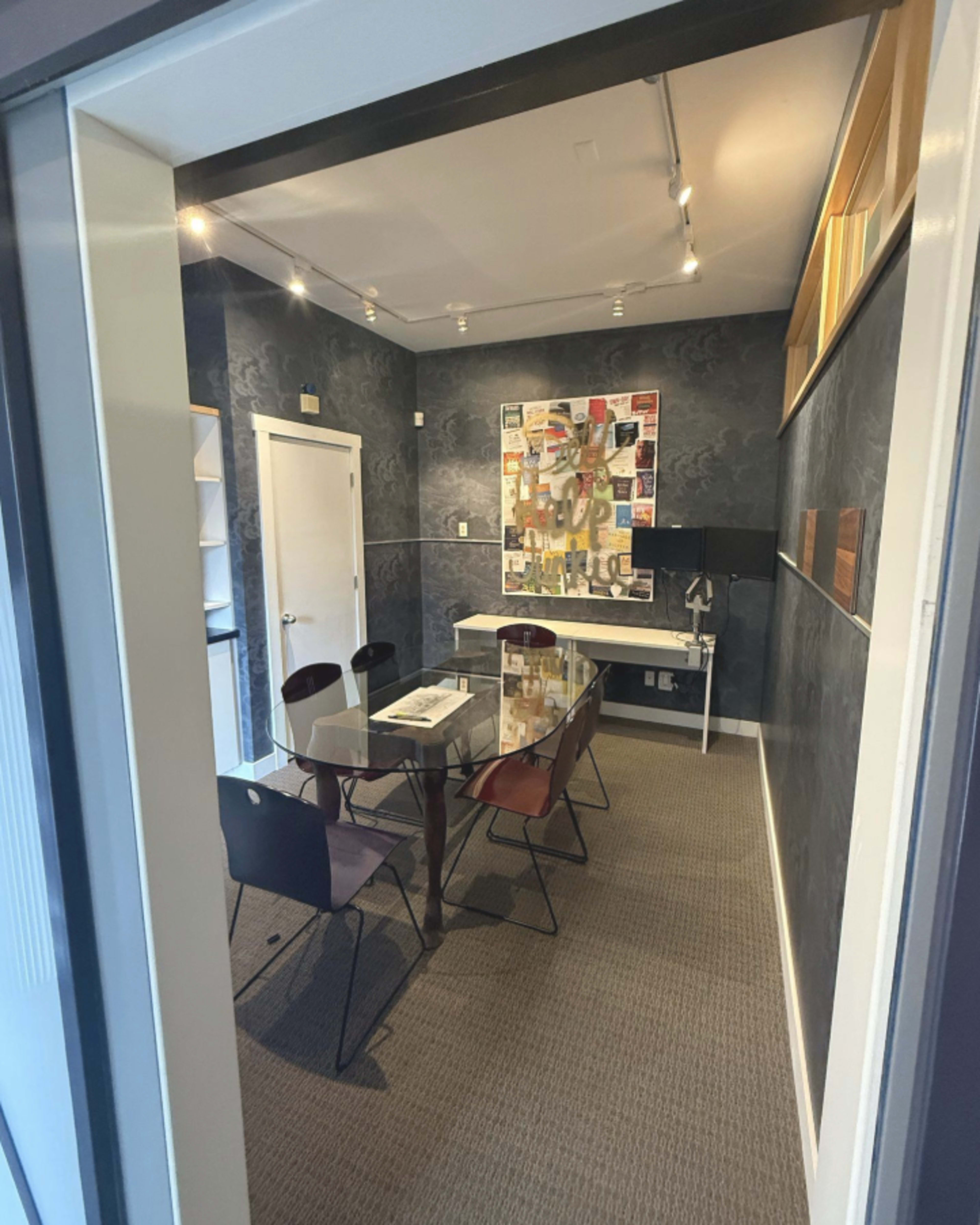 Downtown Pearl Office Space - CONFERENCE ROOM Image in Downtown, Boulder, CO