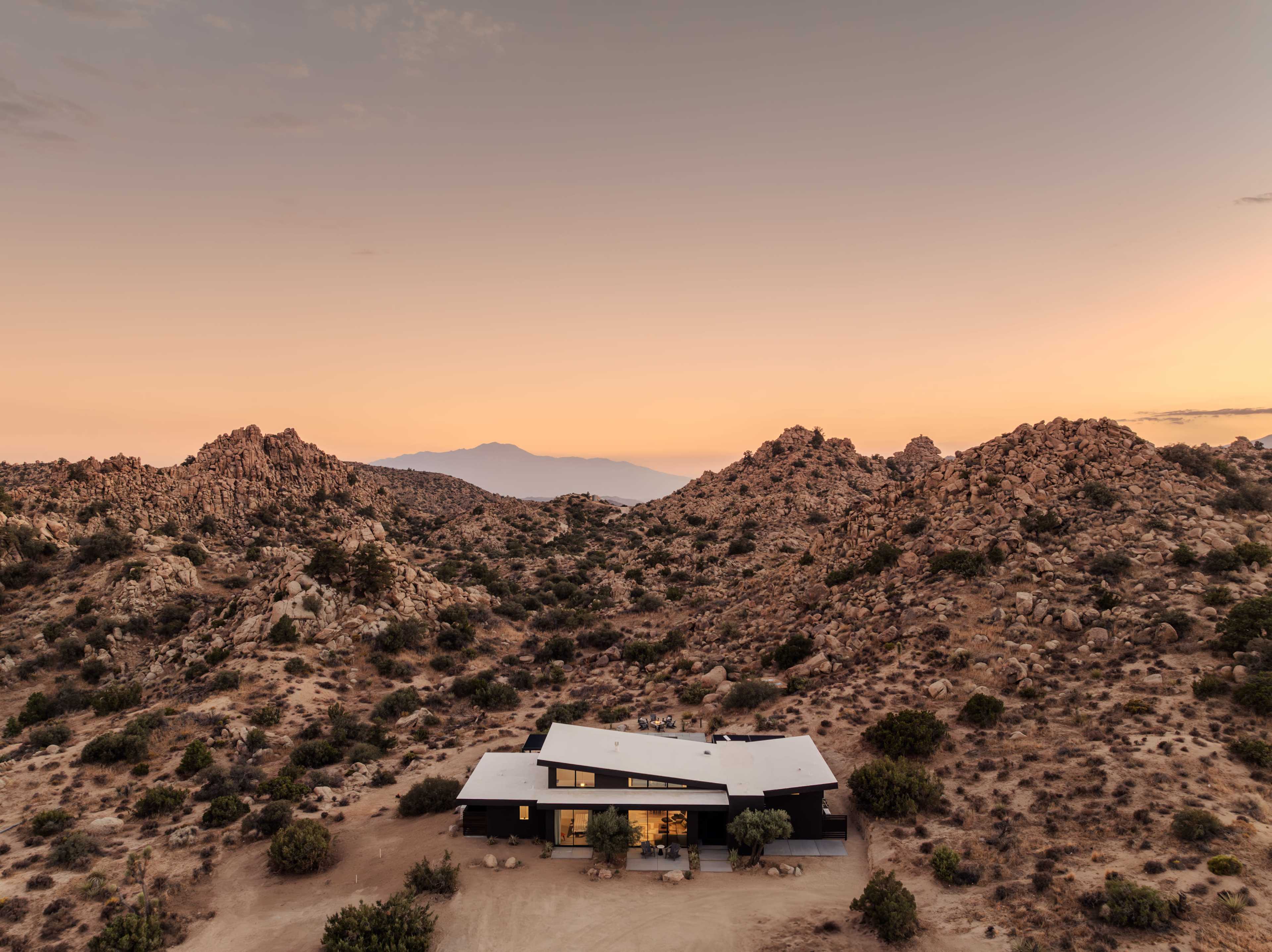 Whistling Rock: A Luxury Modern Home Image in Yucca Valley, Yucca Valley, CA