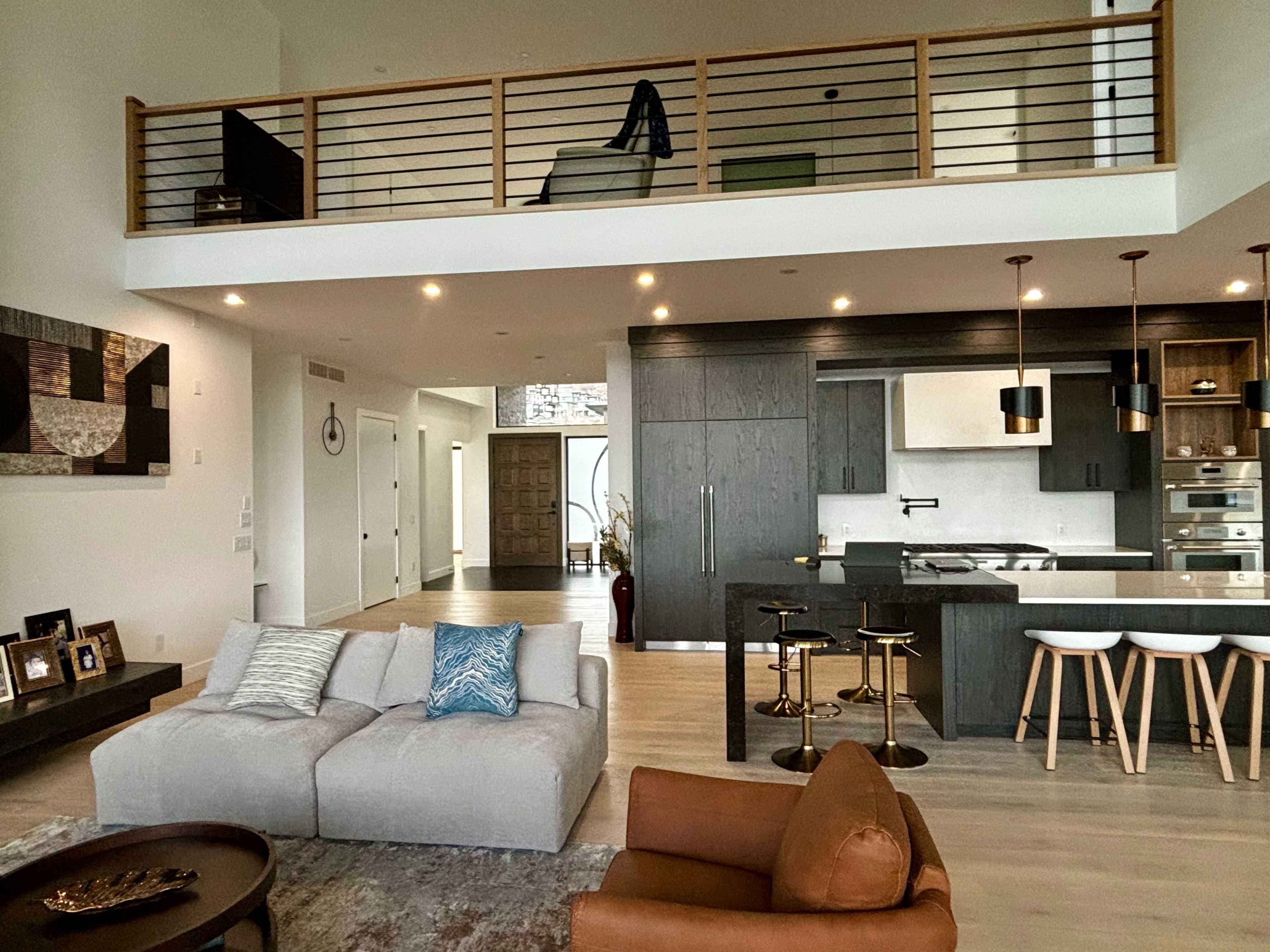 180 degree lake view house on a hill in a high end neighbourhood Image in Southwest Mission, Kelowna, BC