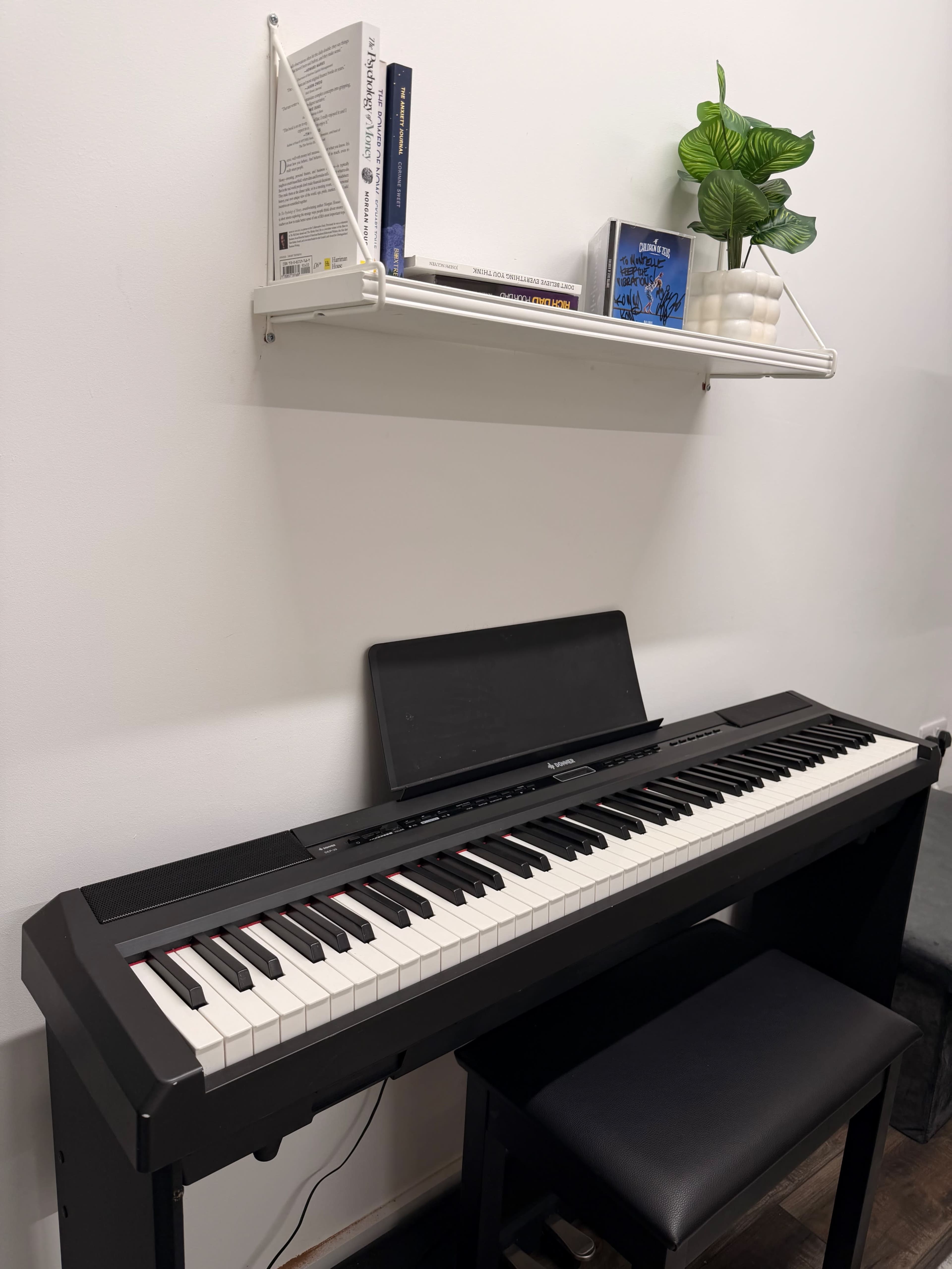 Modern Cosy Creative and Podcast Space in City Centre Image in Sheffield Old Town, Sheffeld, ENG