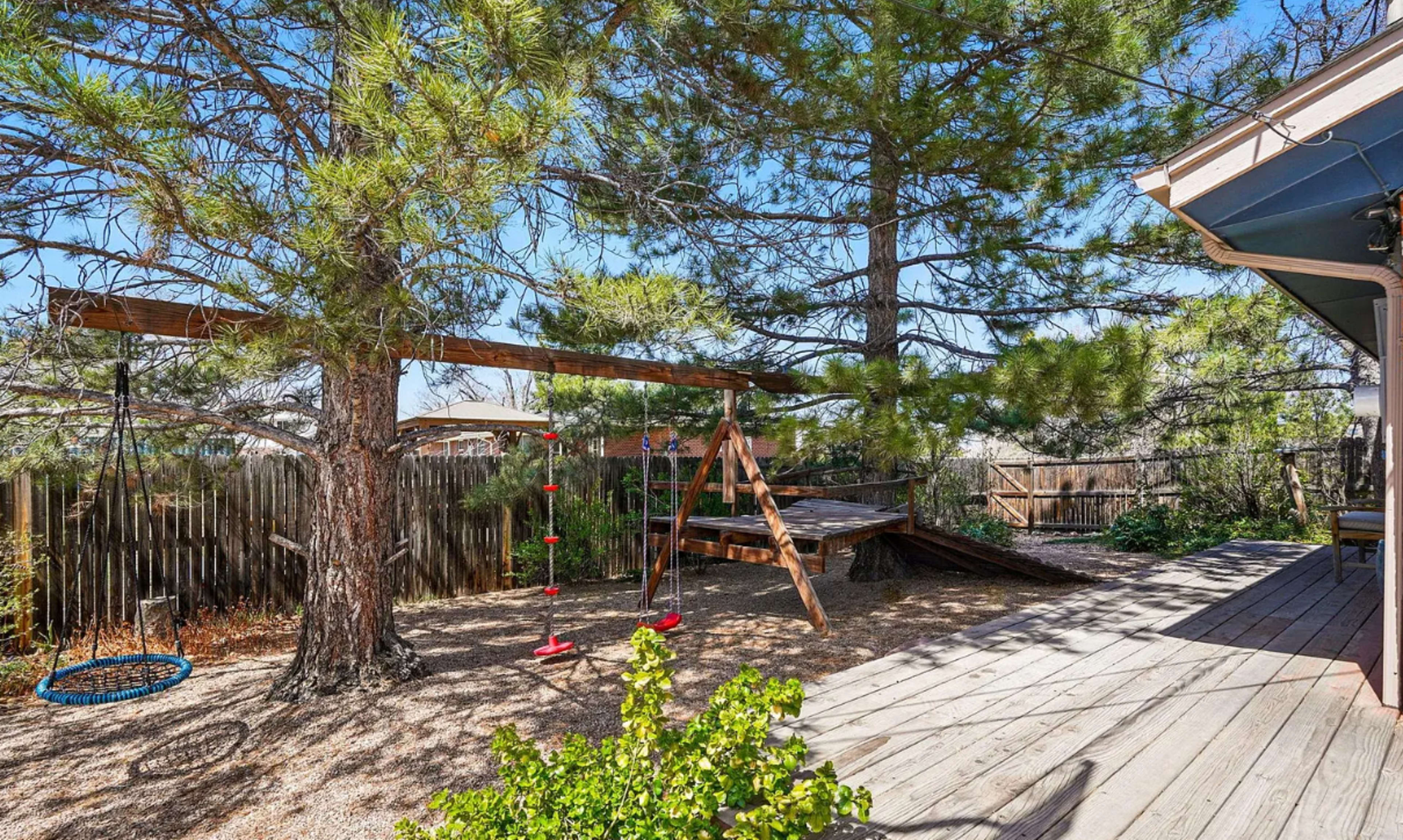 Updated Rural Carriage House with Loft Image in Cameo Estates, ARVADA, CO