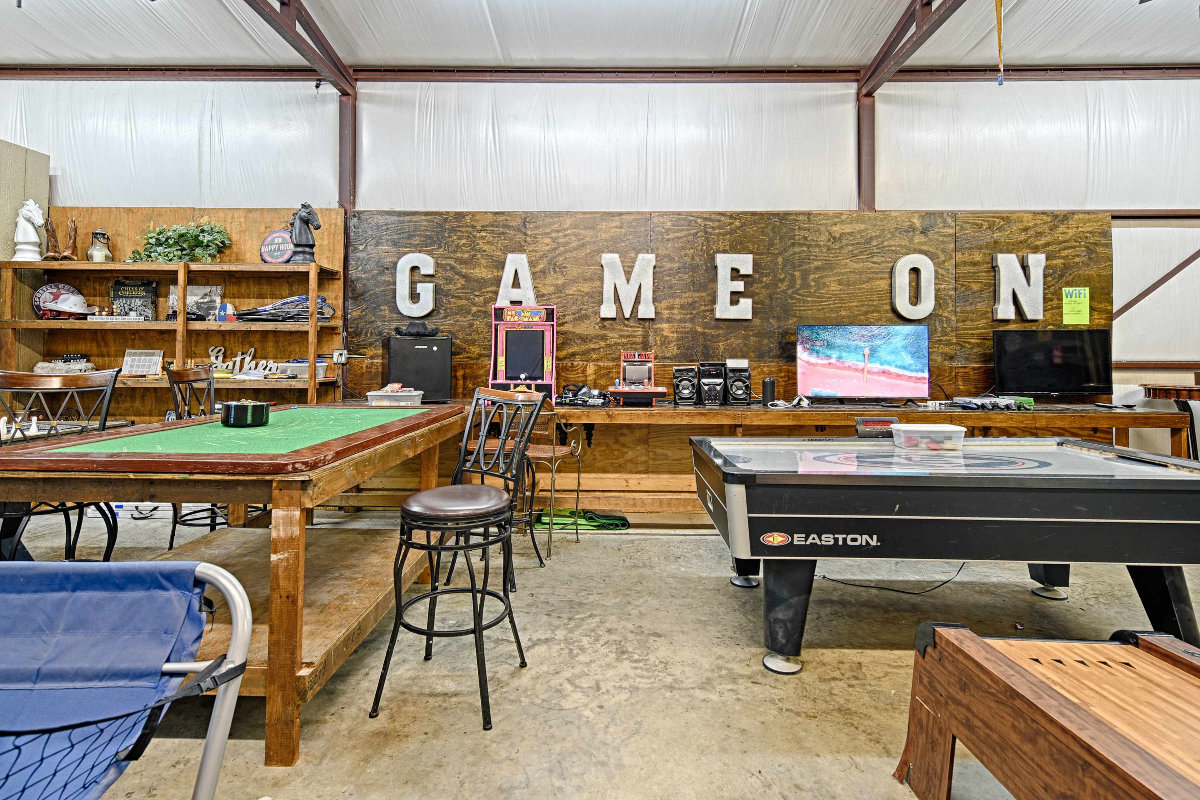 Event space on Country Ranch with Pickleball, 2 Game Rooms, Hot tub, Swim Spa, 4 BBQ Grills, and Much More! Image in , Azle, TX