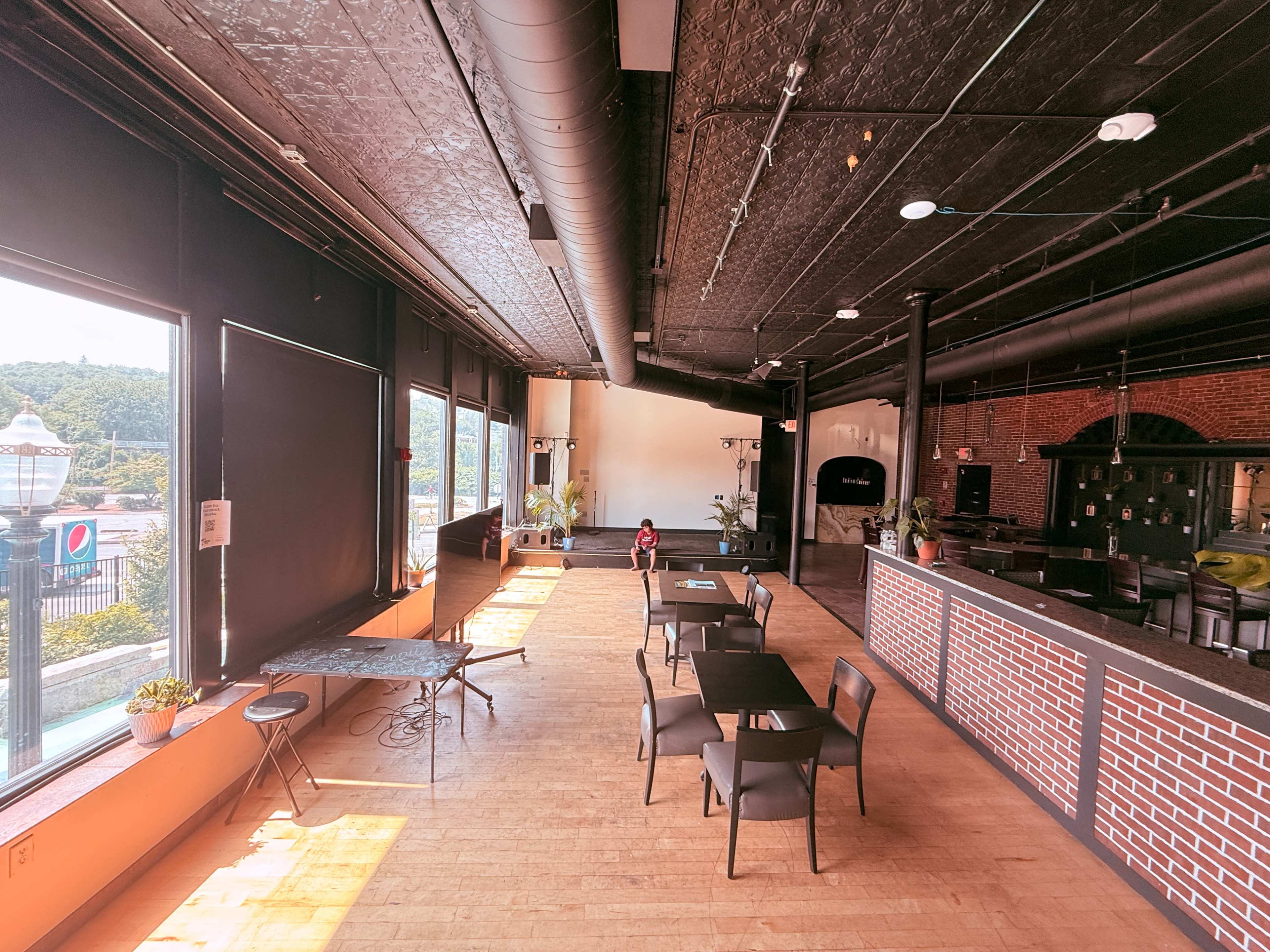 Downtown Fitchburg Private Meeting Room in Historic Arts Hub Image in Fitchburg, Fitchburg, MA