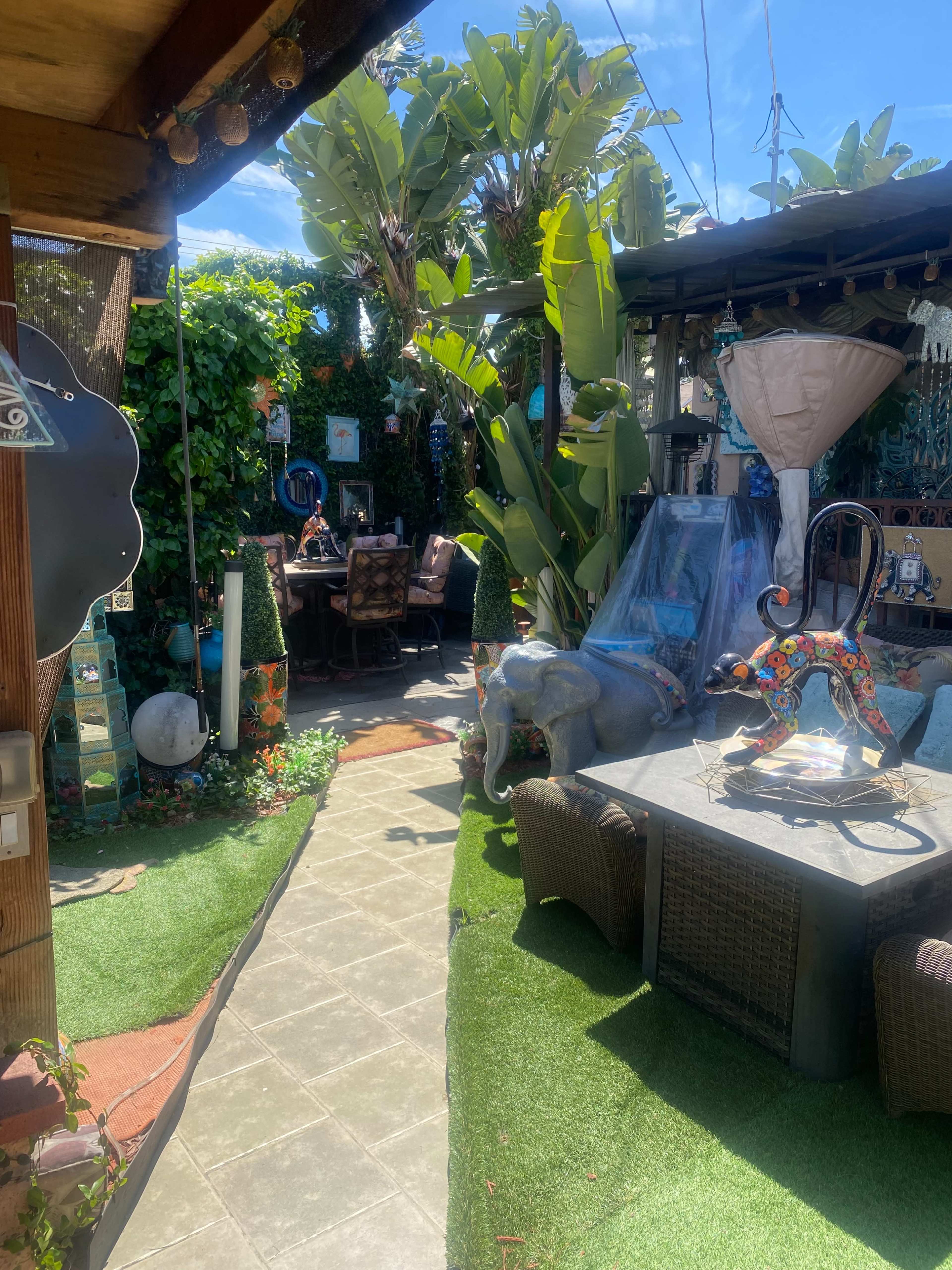 Tropical Zen Oasis Image in Hyde Park, LOS ANGELES, CA