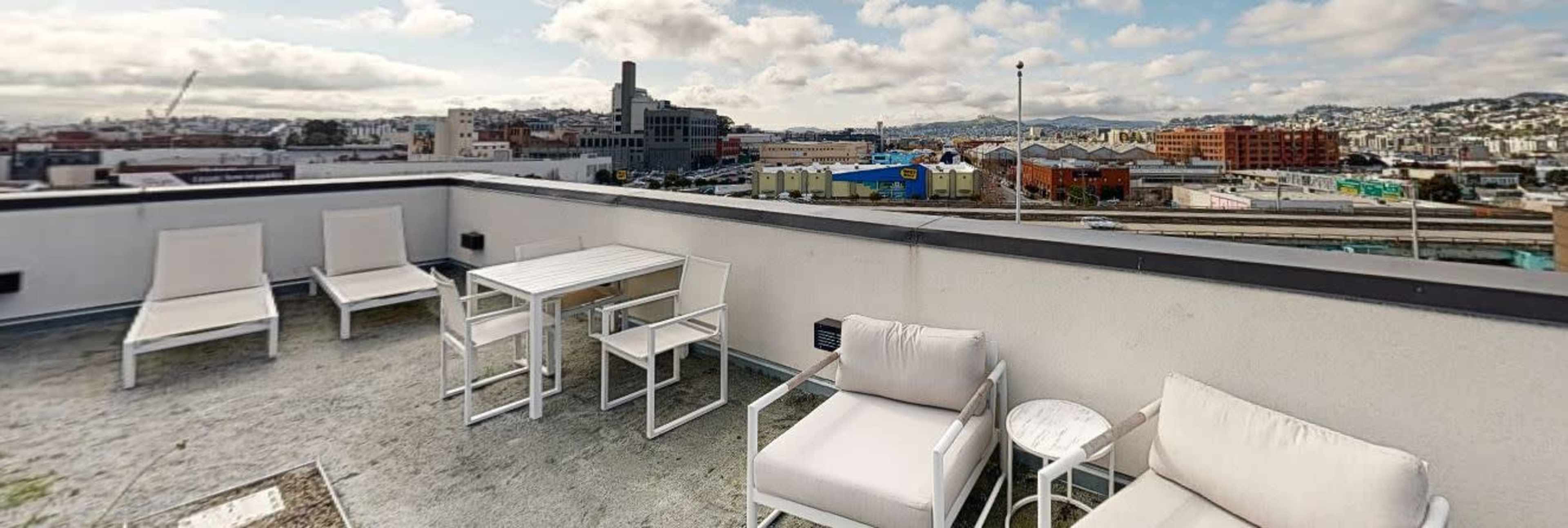 Beautiful Rooftop Deck in West SOMA Image in SoMa, San Francisco, CA