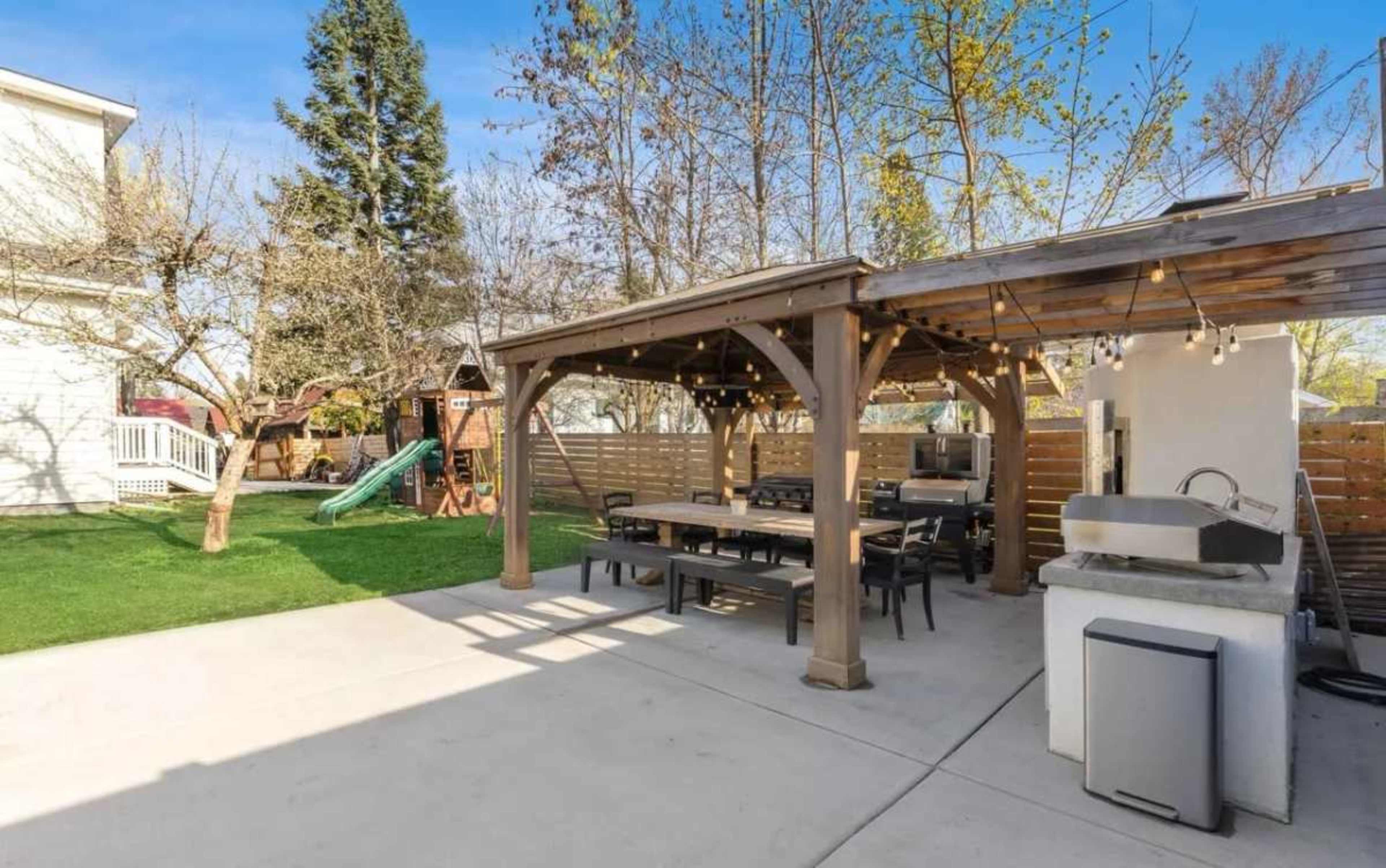 Garden District Craftsman—Designer Home for Offsites, Shoots & Private Party Gatherings Image in Coeur d'Alene, COEUR D ALENE, ID