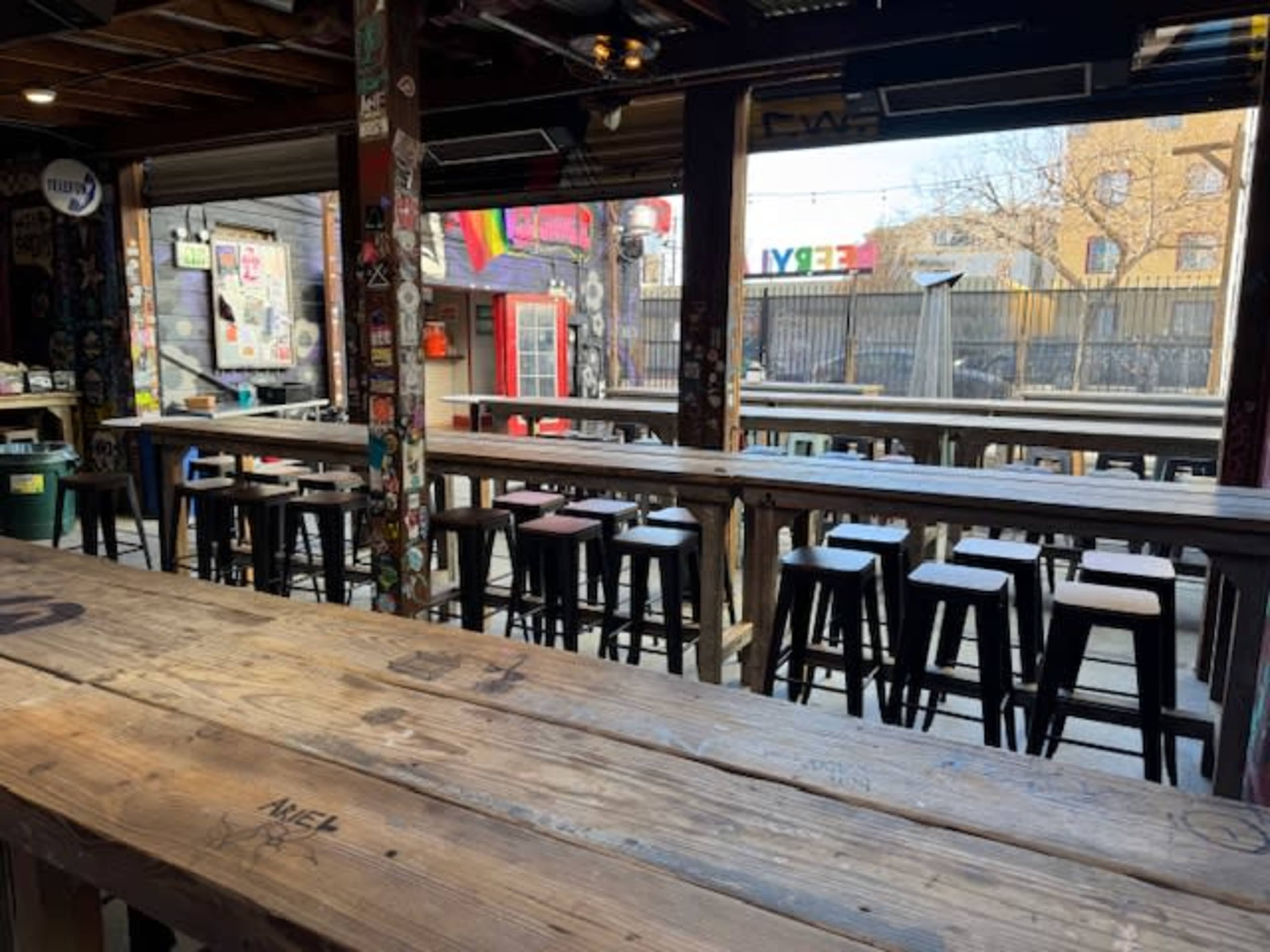 Vibrant Beer Garden with Full Bar and Killer Food Image in Northgate - Waverly, OAKLAND, CA