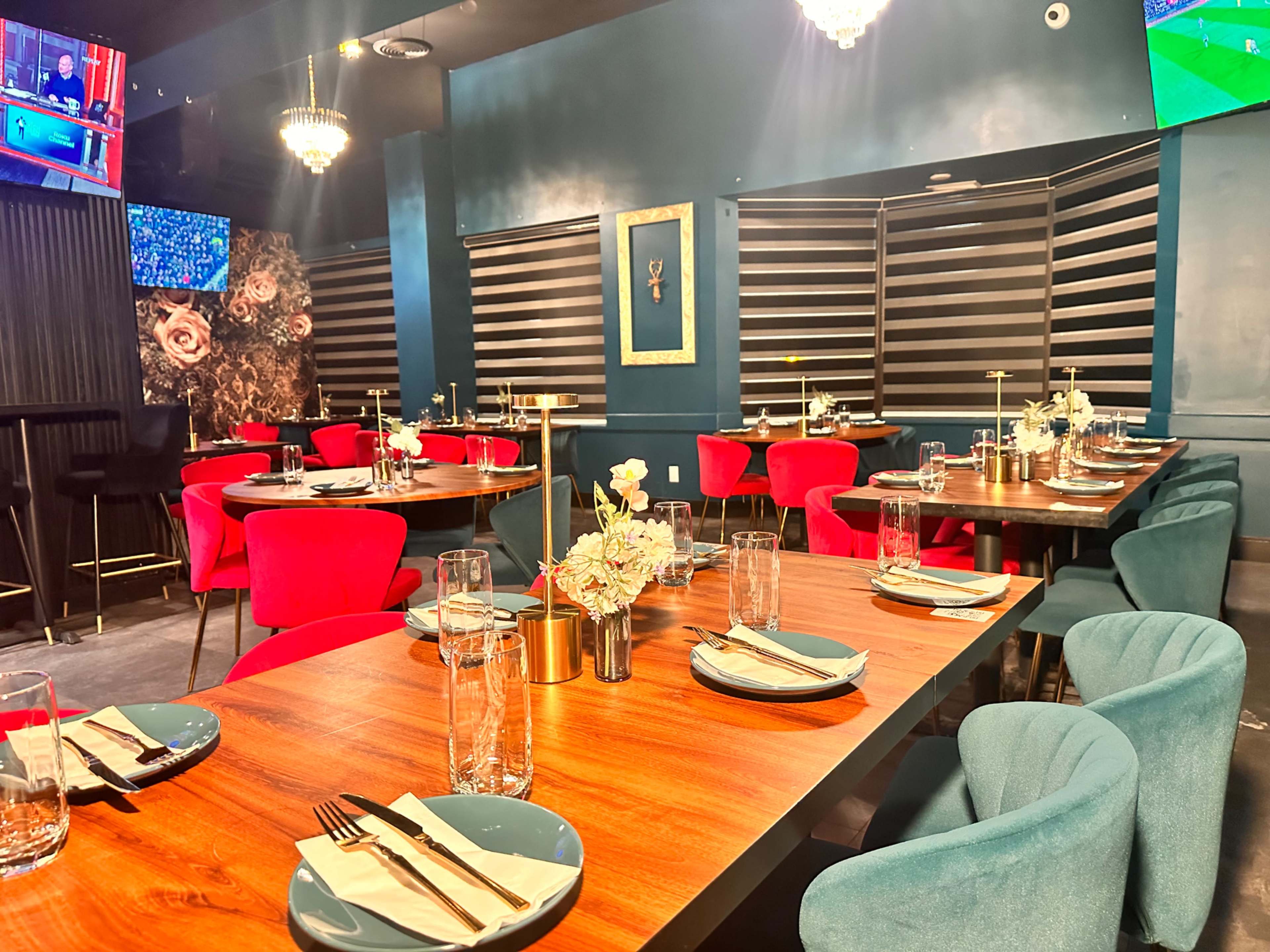 A cutesy and cozy lounge Image in Mississauga, Dundas st E, ON