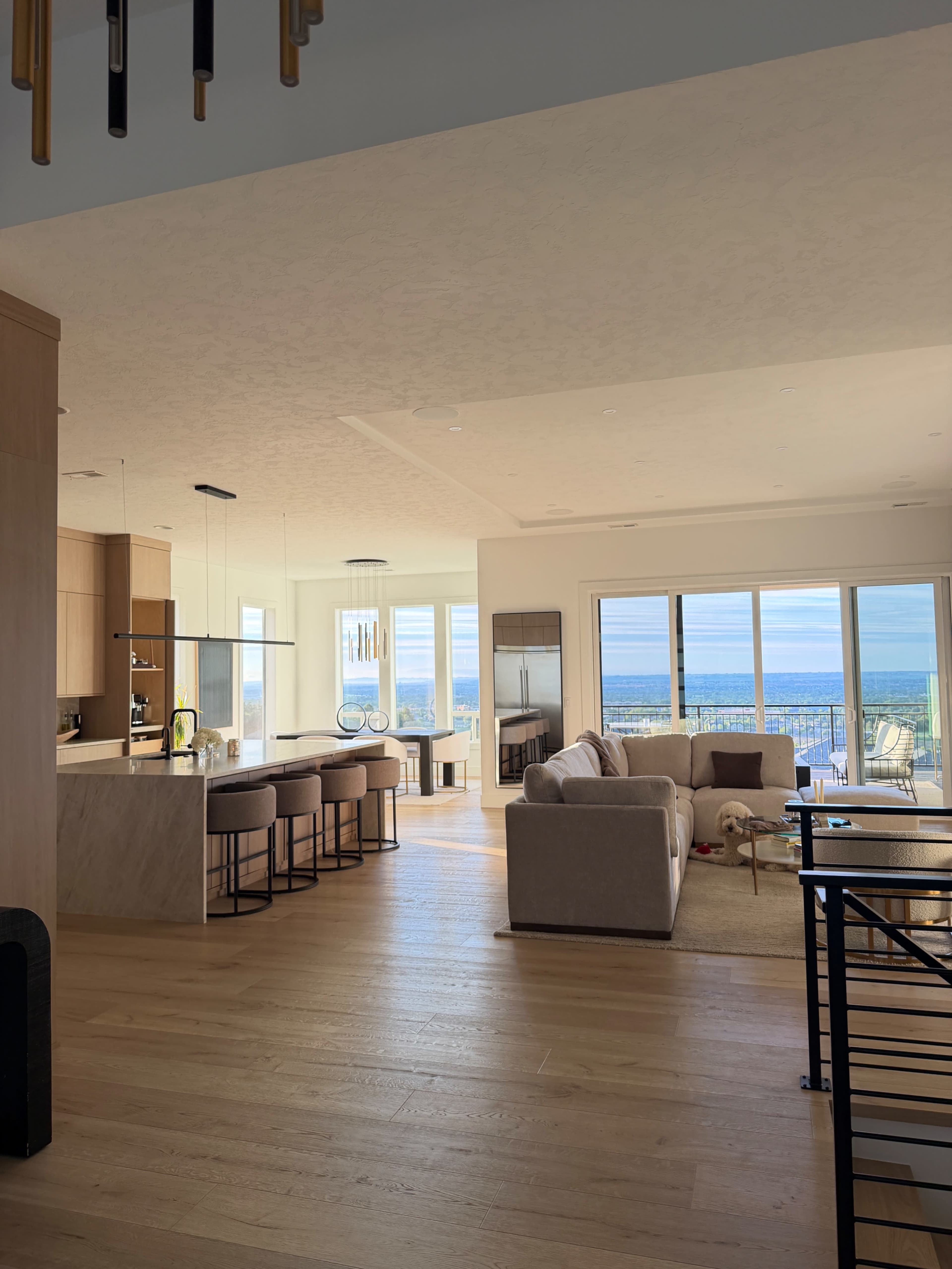 Gorgeous kitchen and living room Image in Kennewick, Kennewick, WA