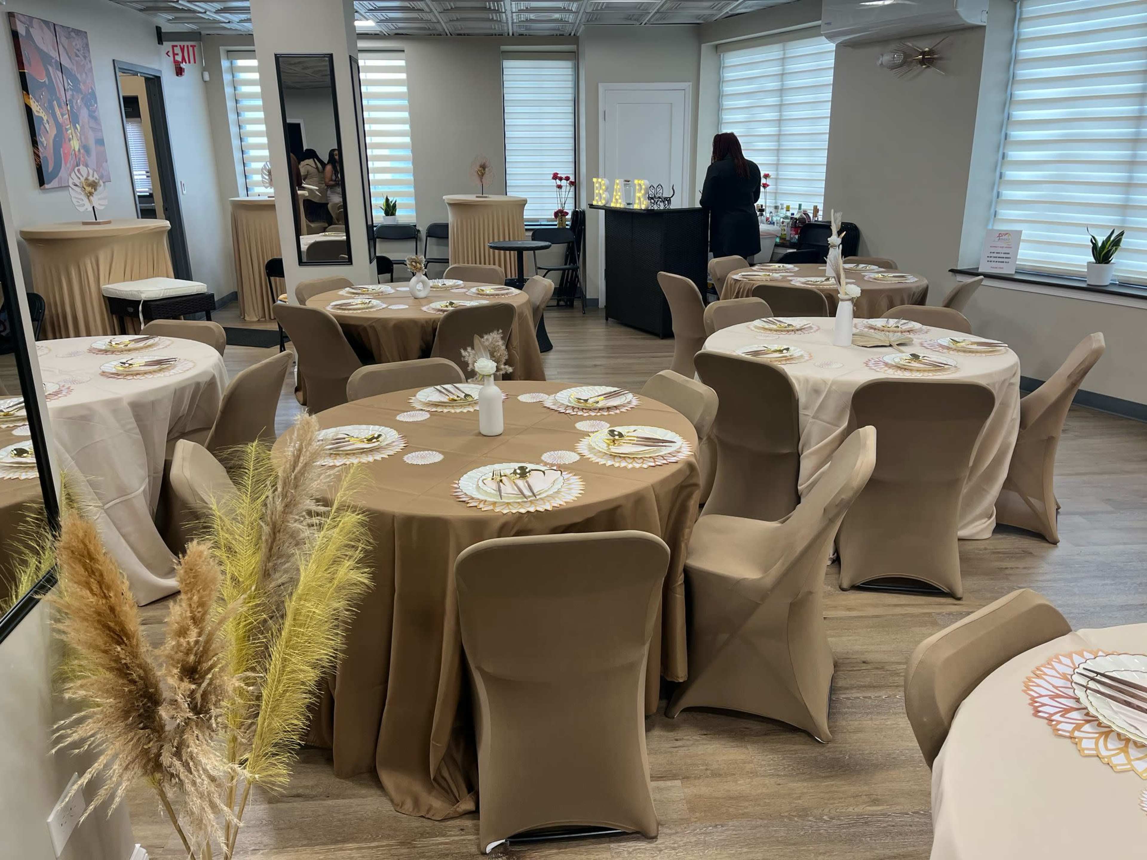 Host in Style – Elegant Space for Memorable Events Image in Northeast Philadelphia, Philadelphia, PA