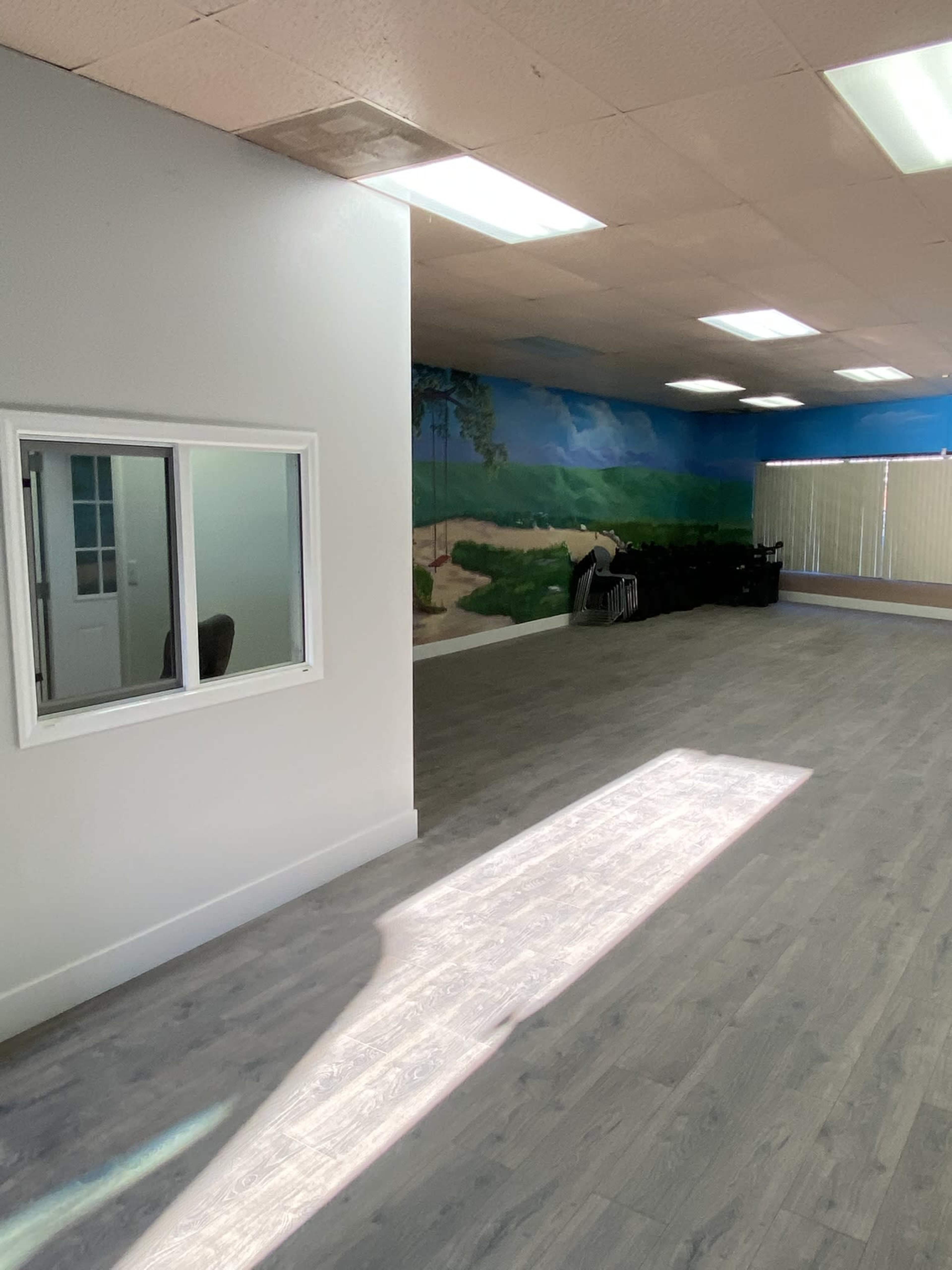 Private Commercial Venue Space Image in North Long Beach, Long Beach, CA
