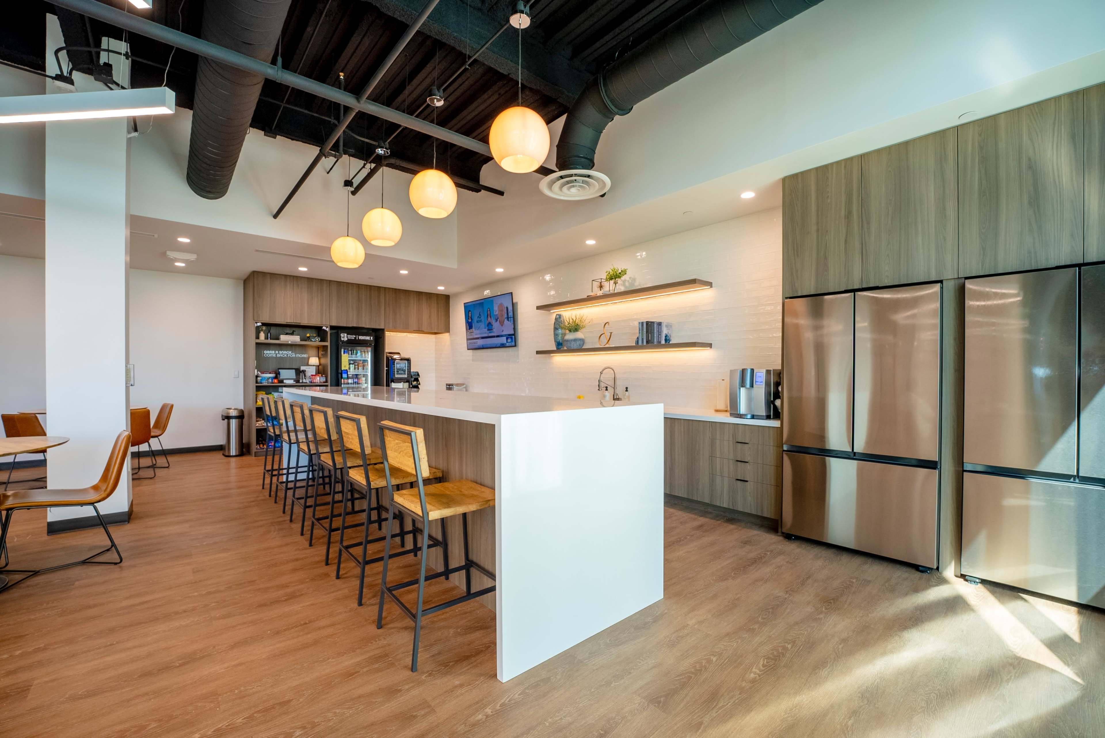 Downtown Lounge with View Image in Doral, Doral, FL