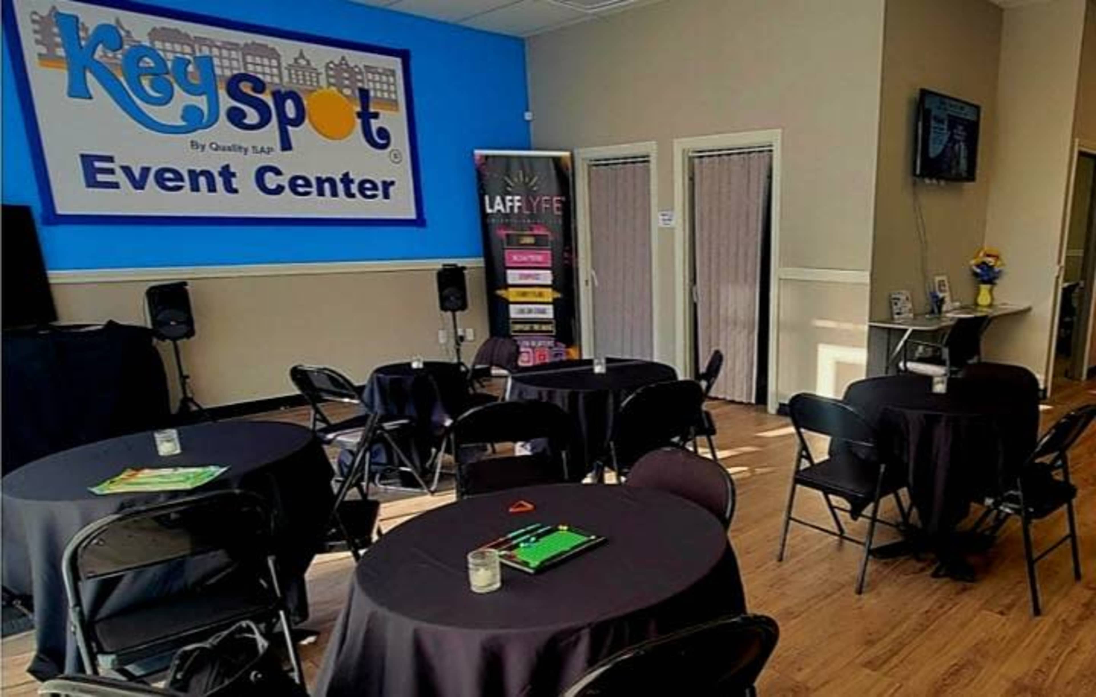 FANTASTIC Event Space in Cincinnati with Great Parking Image in Woodlawn, Cincinnati, OH