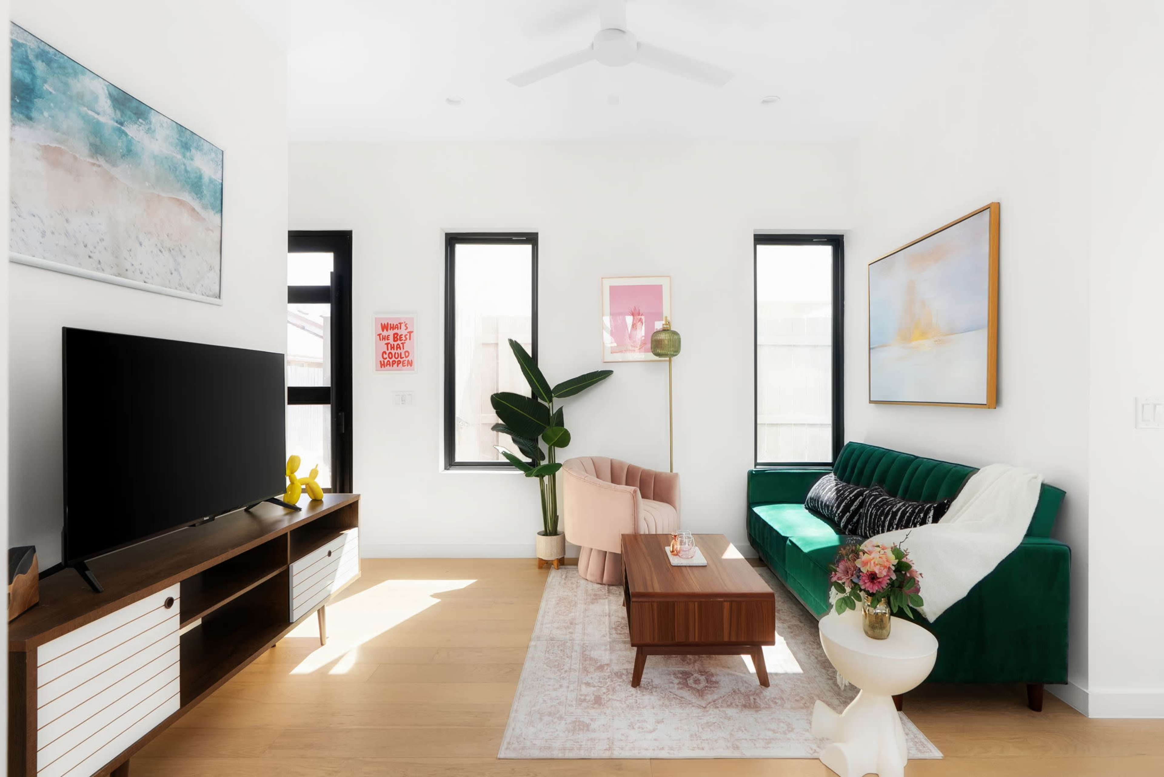 Modern Stylish East Austin Hideaway Image in Govalle, Austin, TX