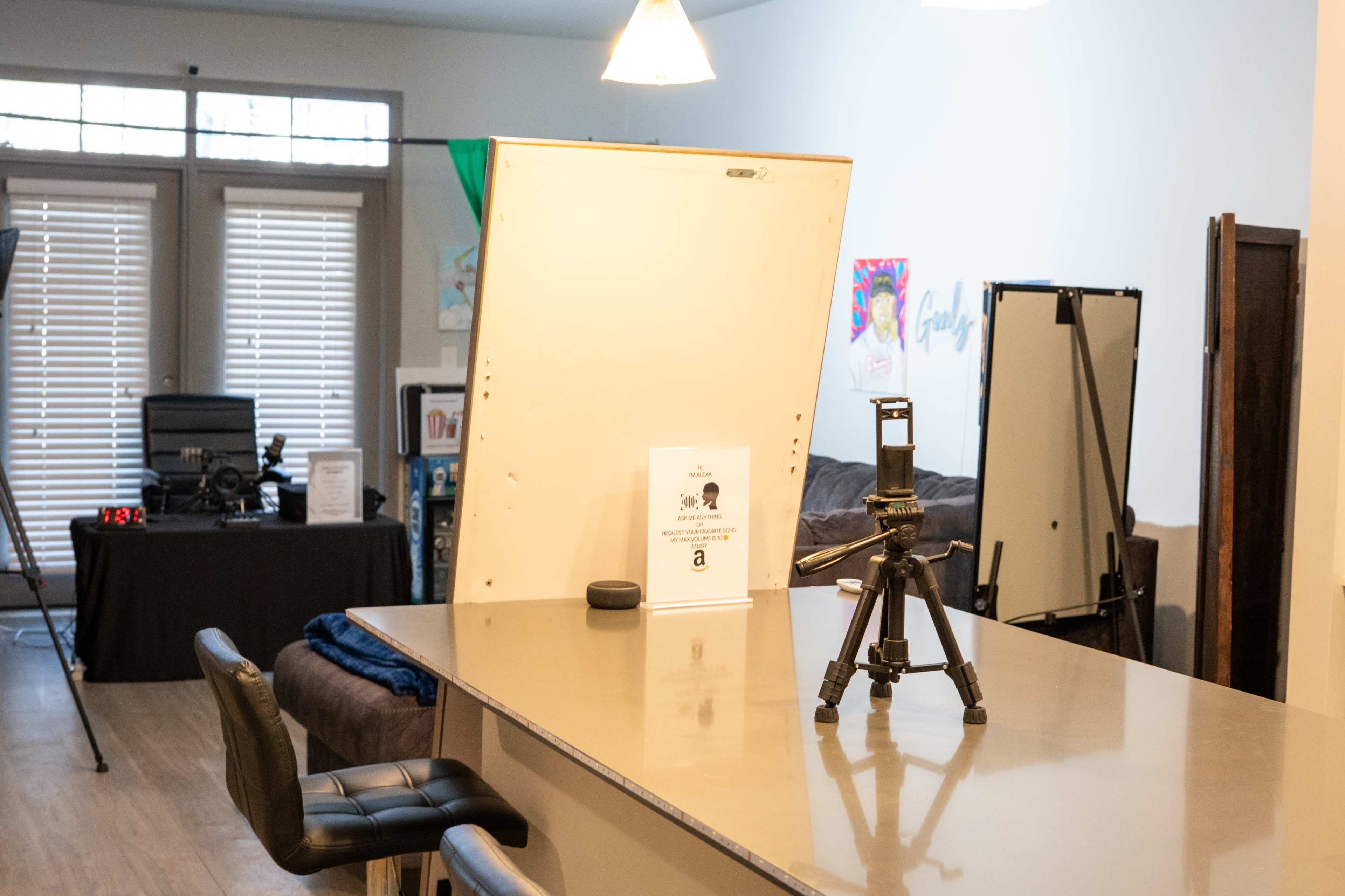 Creator Apartment Studio | Photo + Video + Podcast Image in Sandy Springs, Atlanta, GA