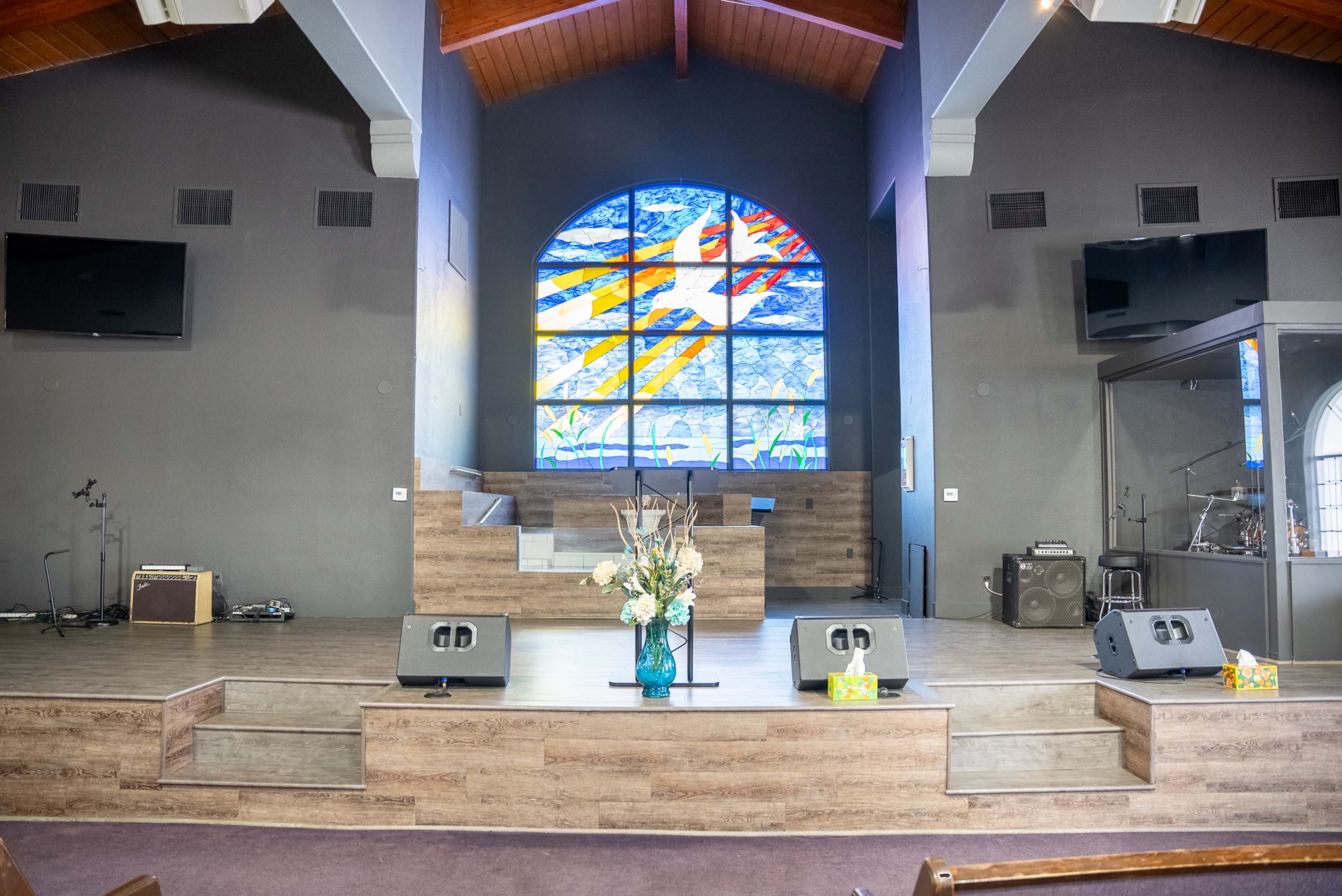 Wedding Venue and Christian Events Image in Canoga Park, Canoga Park, CA
