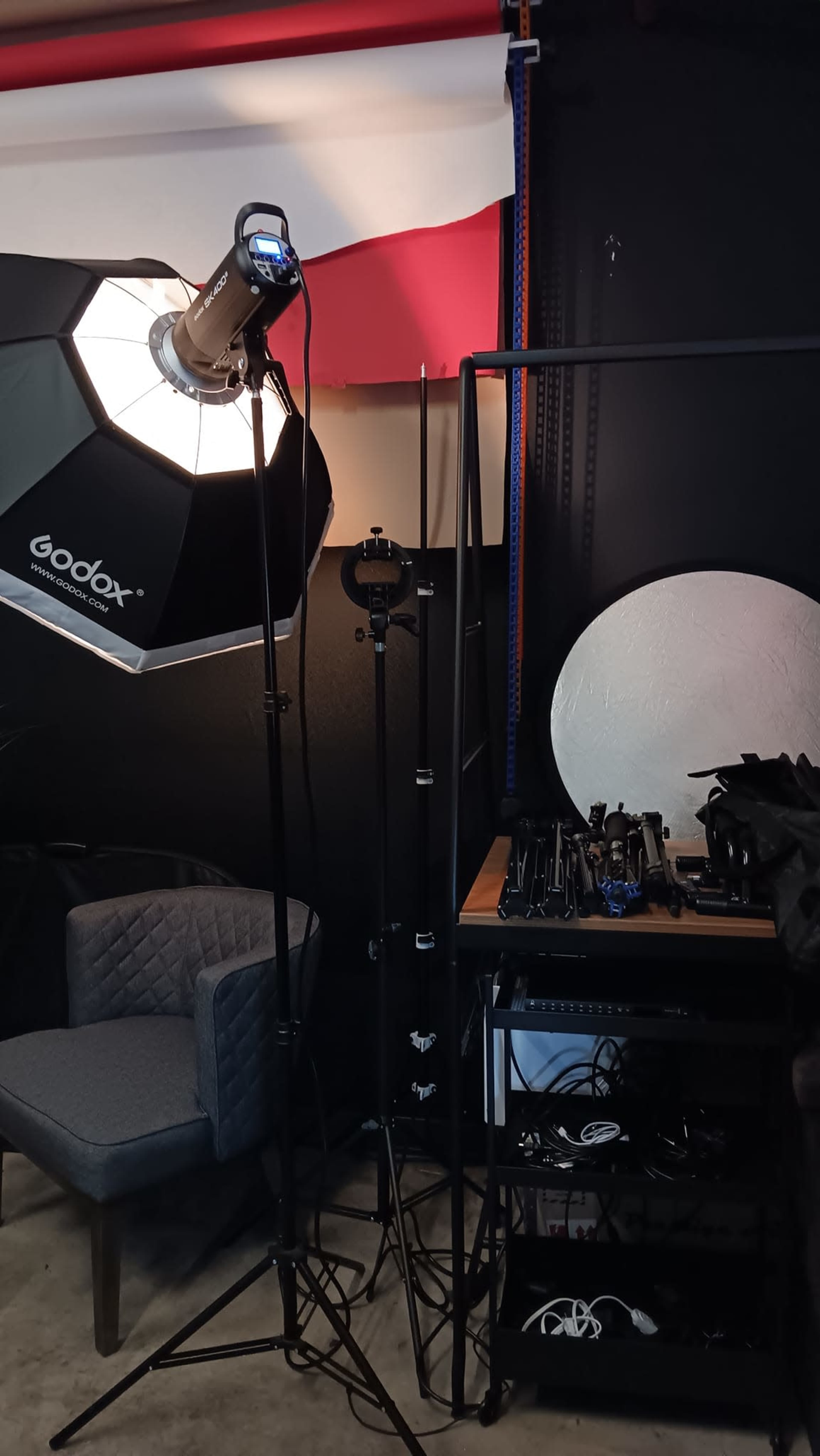 Intimate Boutique-Style Studio:  With Backdrops & More. Image in Cedar Crest, Dallas, TX