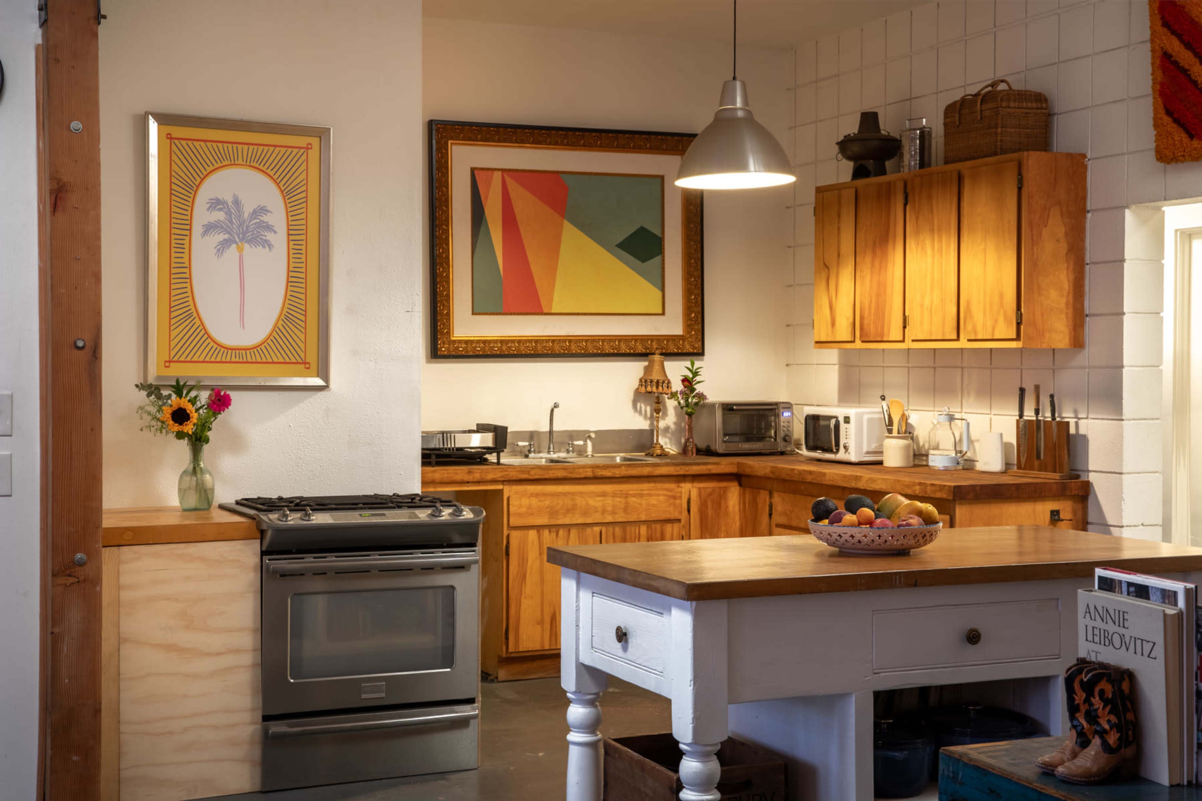 West LA Photo Studio & Event Space Image in Crenshaw, Los Angeles, CA