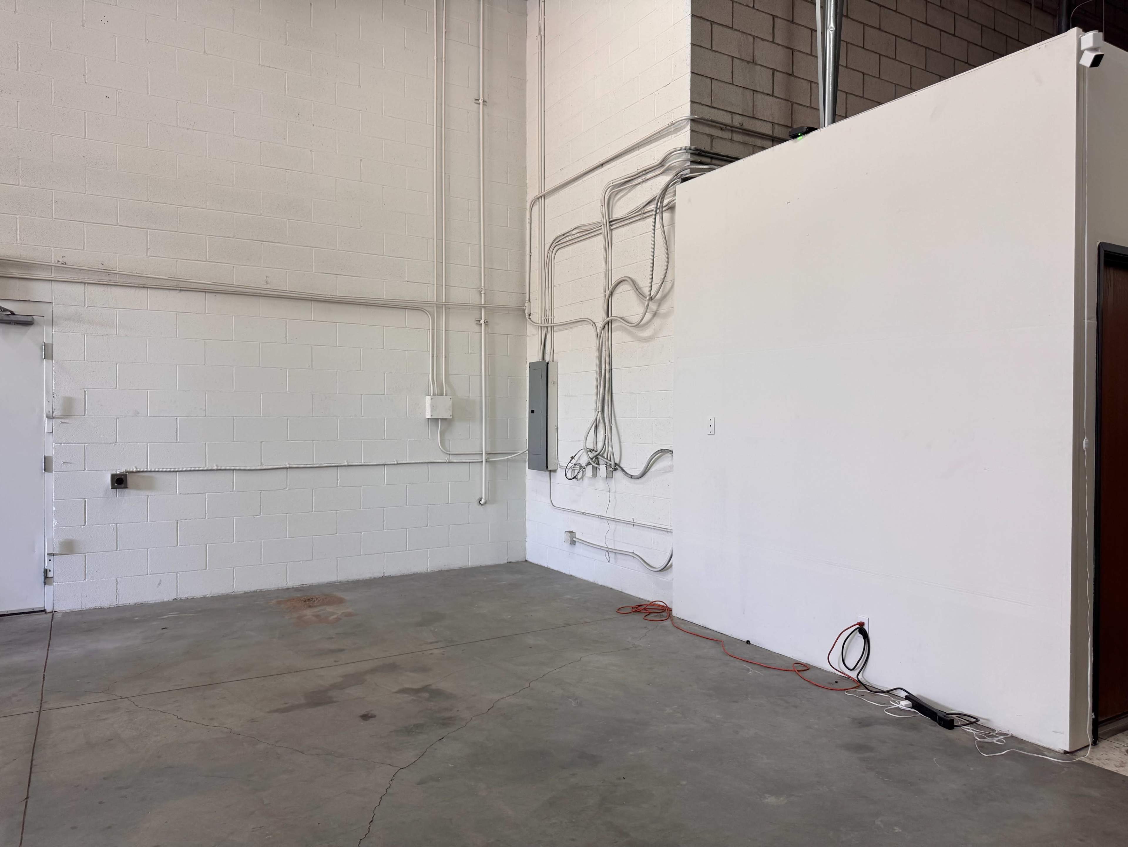 Industrial Warehouse in Las Vegas Image in Sunrise Manor, Las Vegas, NV