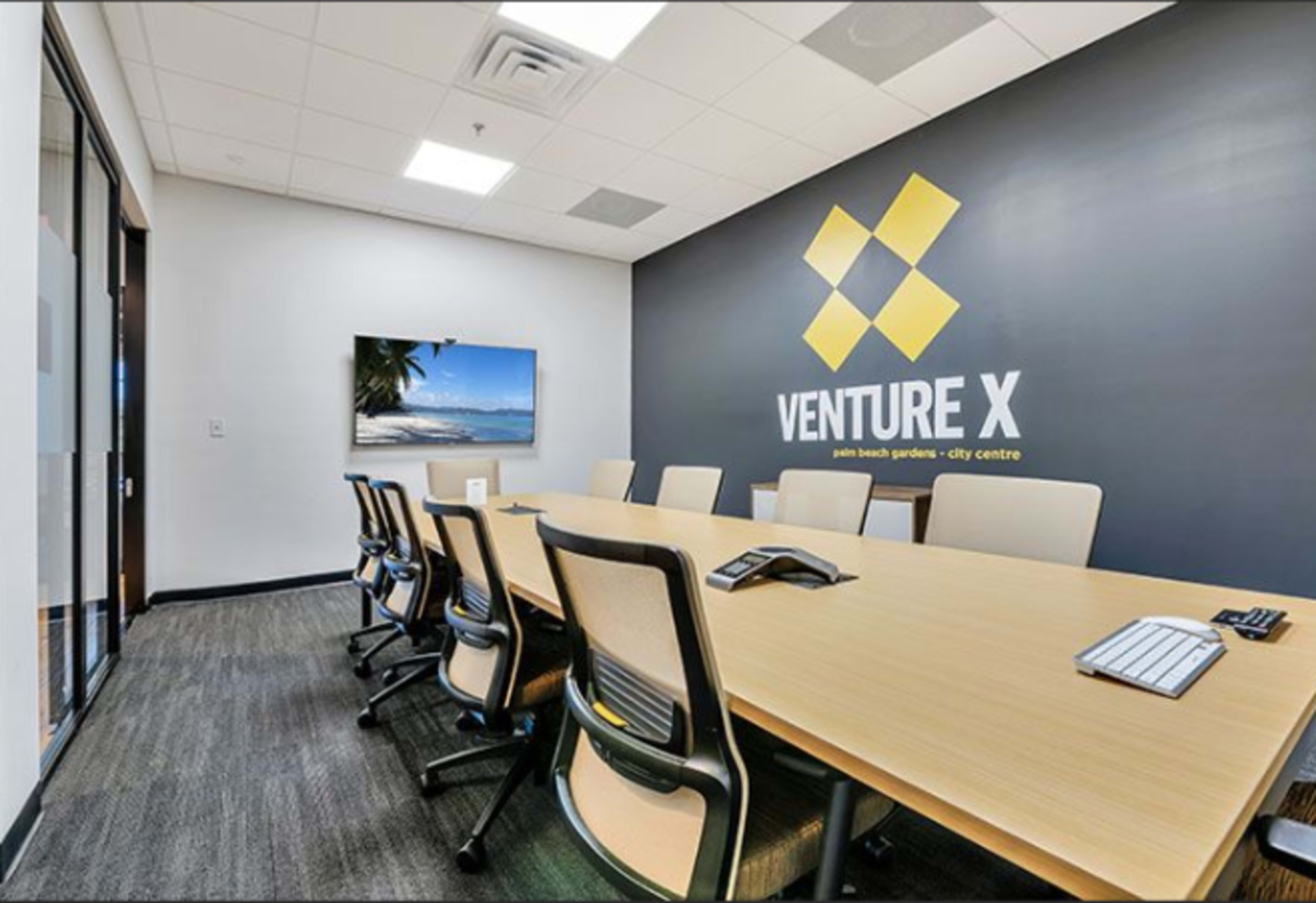 Large Conference Room Image in Palm Beach Gardens, Palm Beach Gardens, FL
