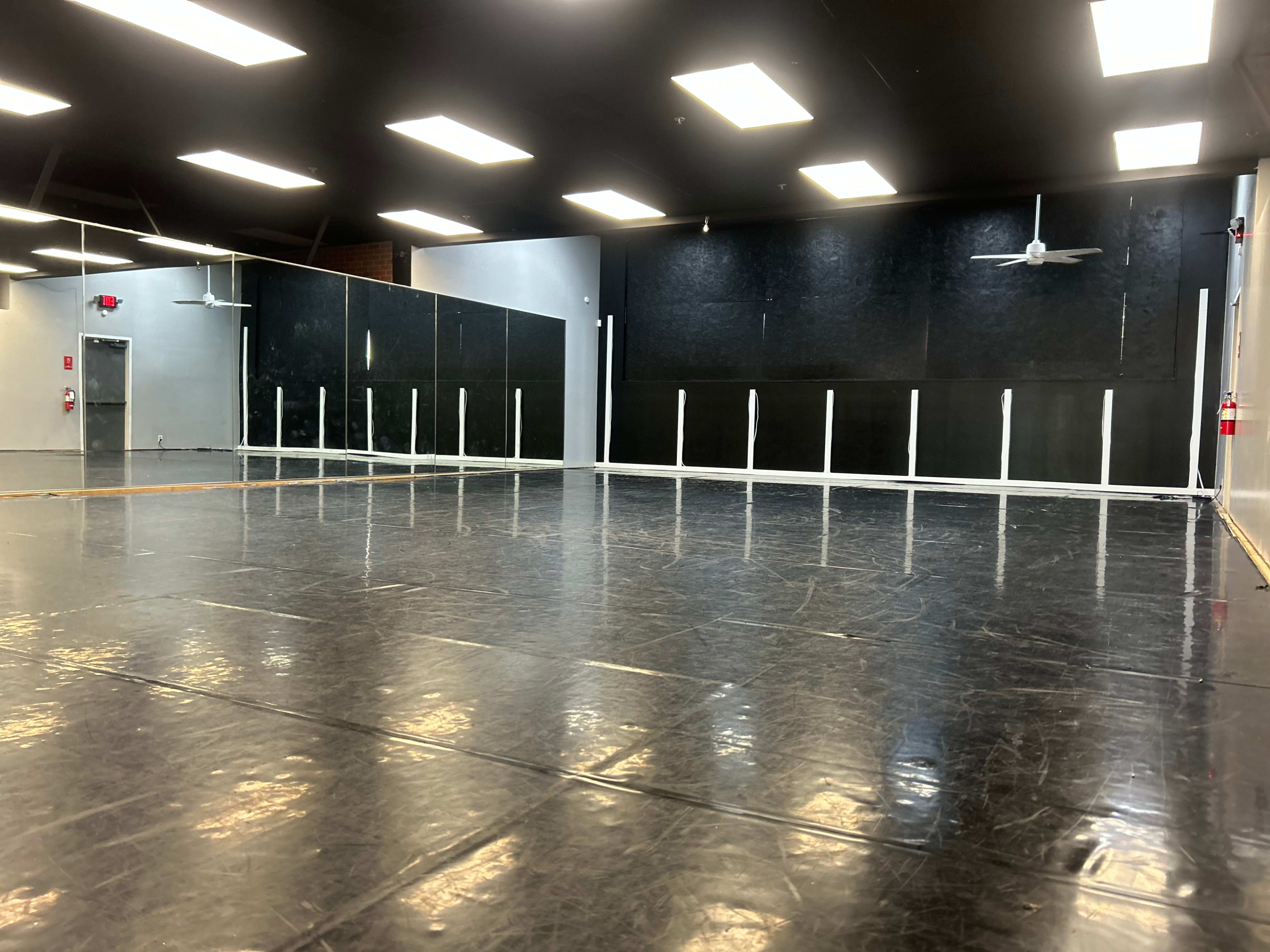 Modern Multipurpose Creative Studio for Events & Productions Image in Moreno Valley, Moreno Valley, CA