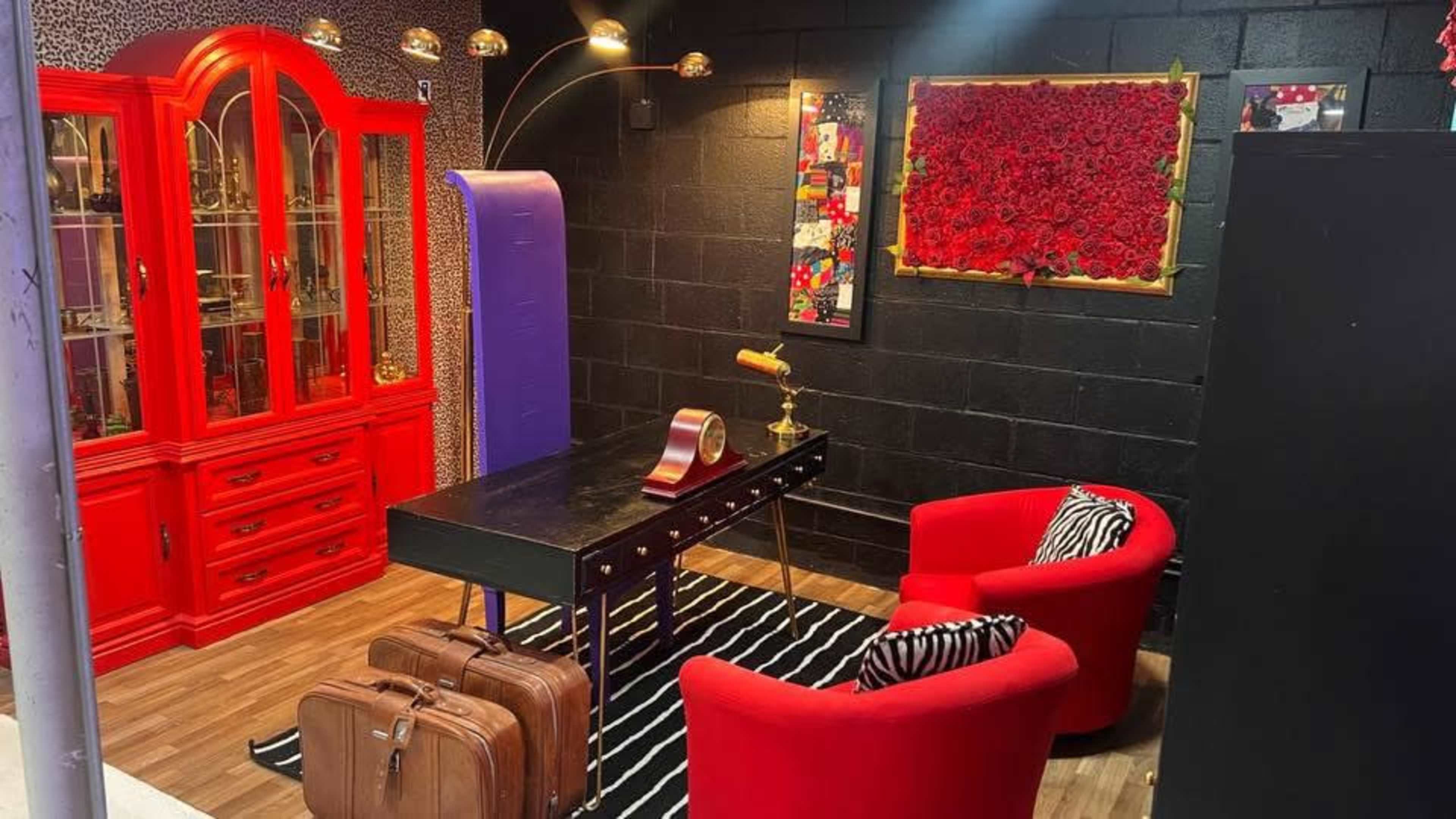 Luxury Vintage Executive Office Set w/ Statement Desk, Red Chairs, Gold Accents & Bold Decor Image in Highland Hills, Mesquite, TX