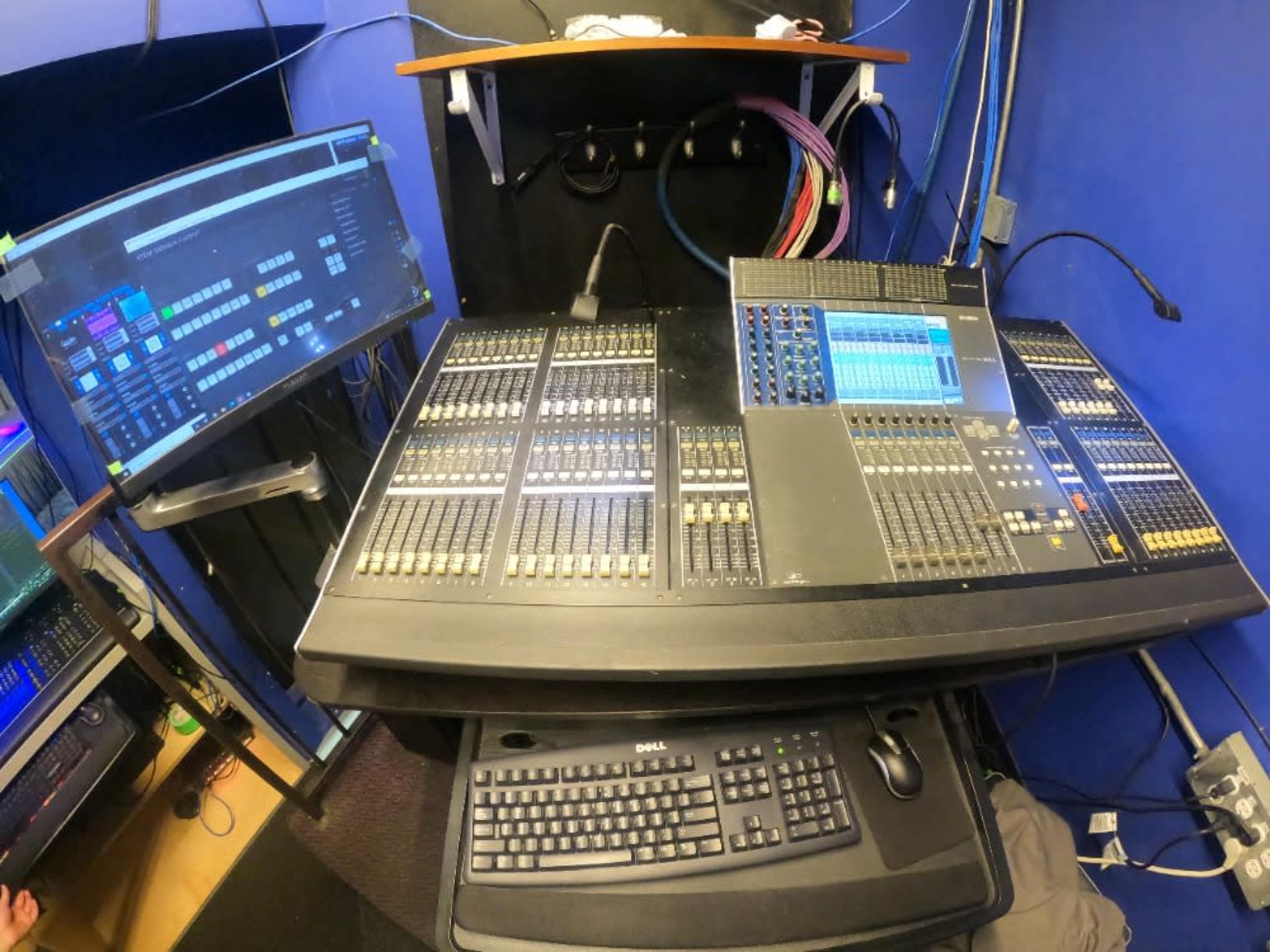 Sound & Lighting Engineer