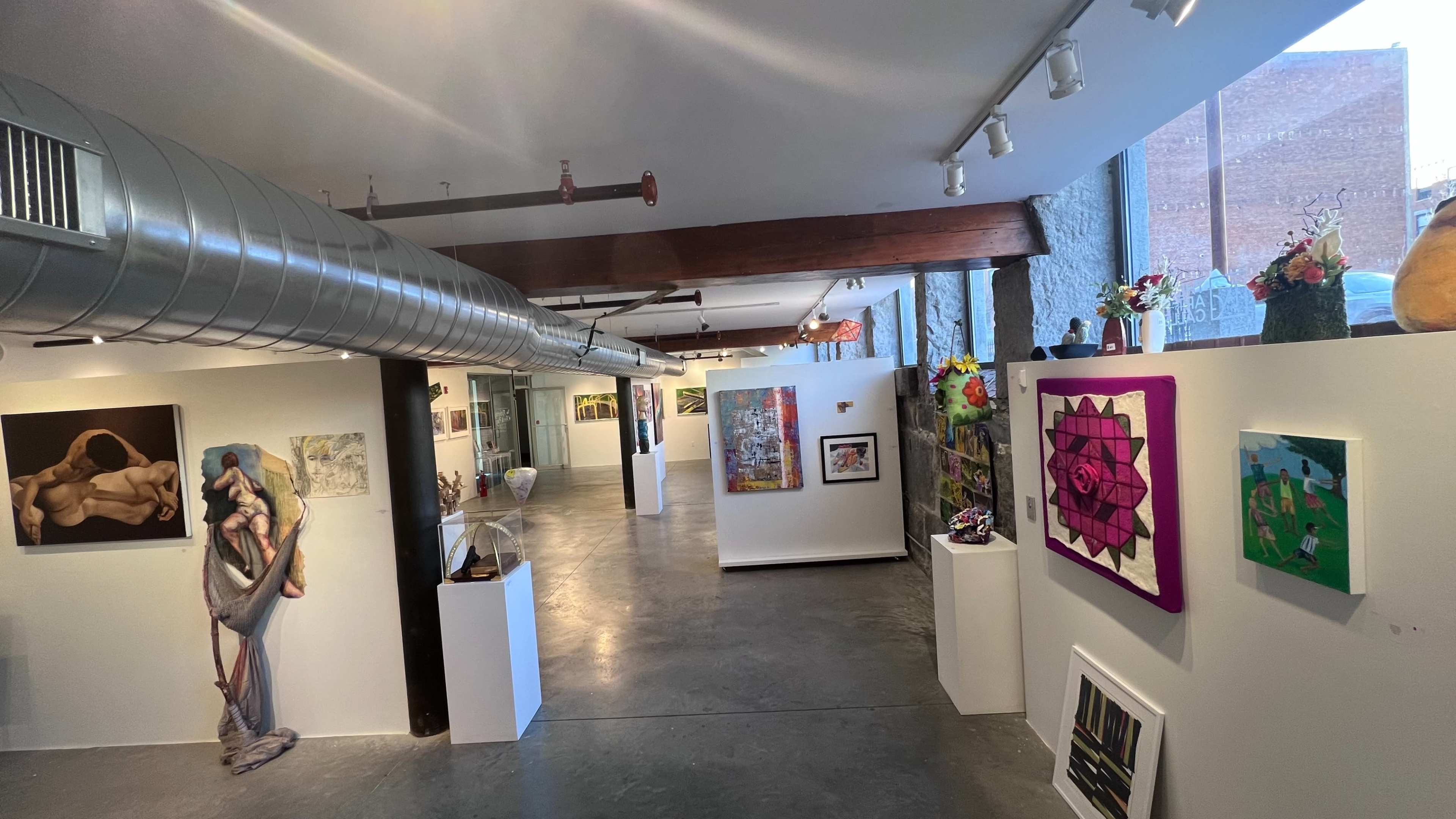 Boston Spacious Art Gallery at The Arts and Design District Image in South of Washington, Boston, MA