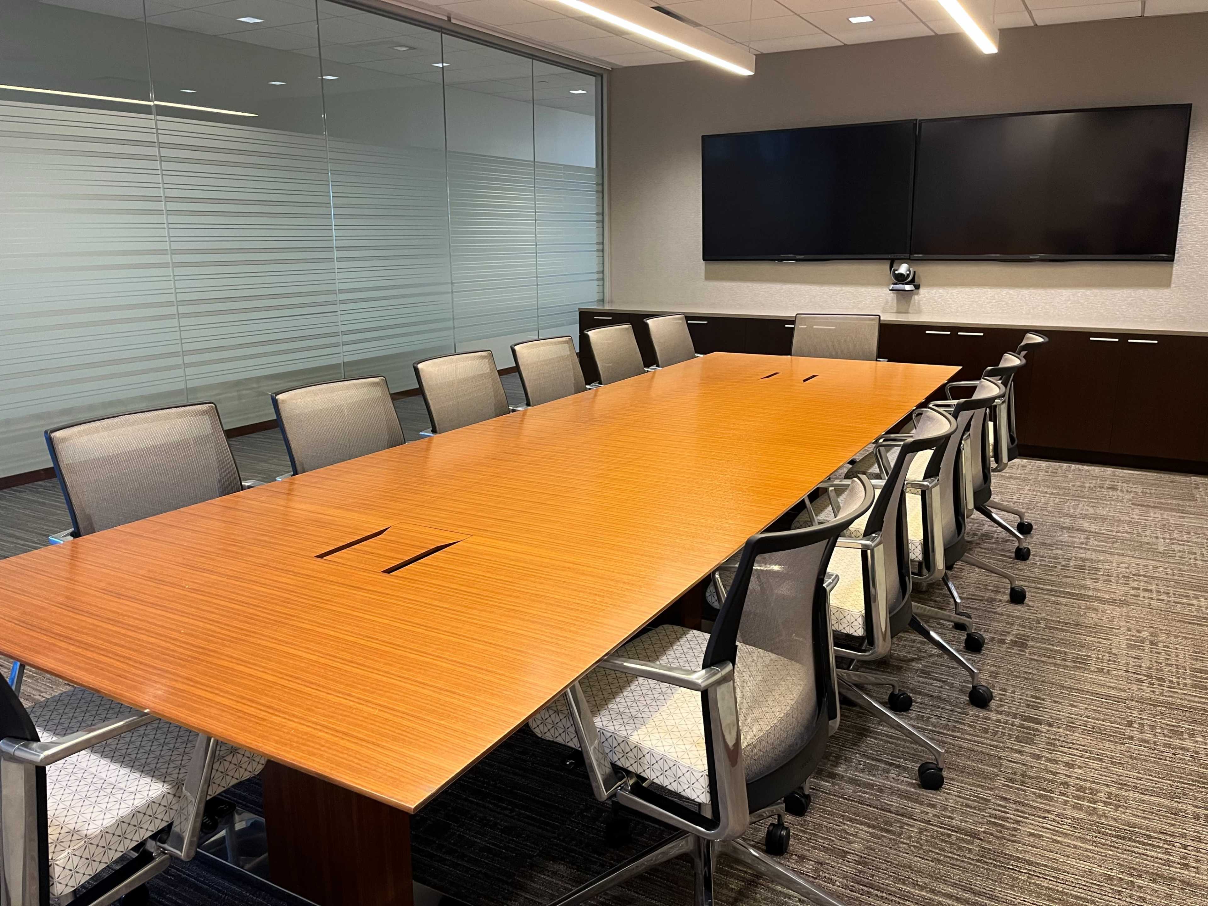 Modern 12-Person Meeting Room in Top Floor Coworking Space Image in Schaumburg Township, Schaumburg, IL