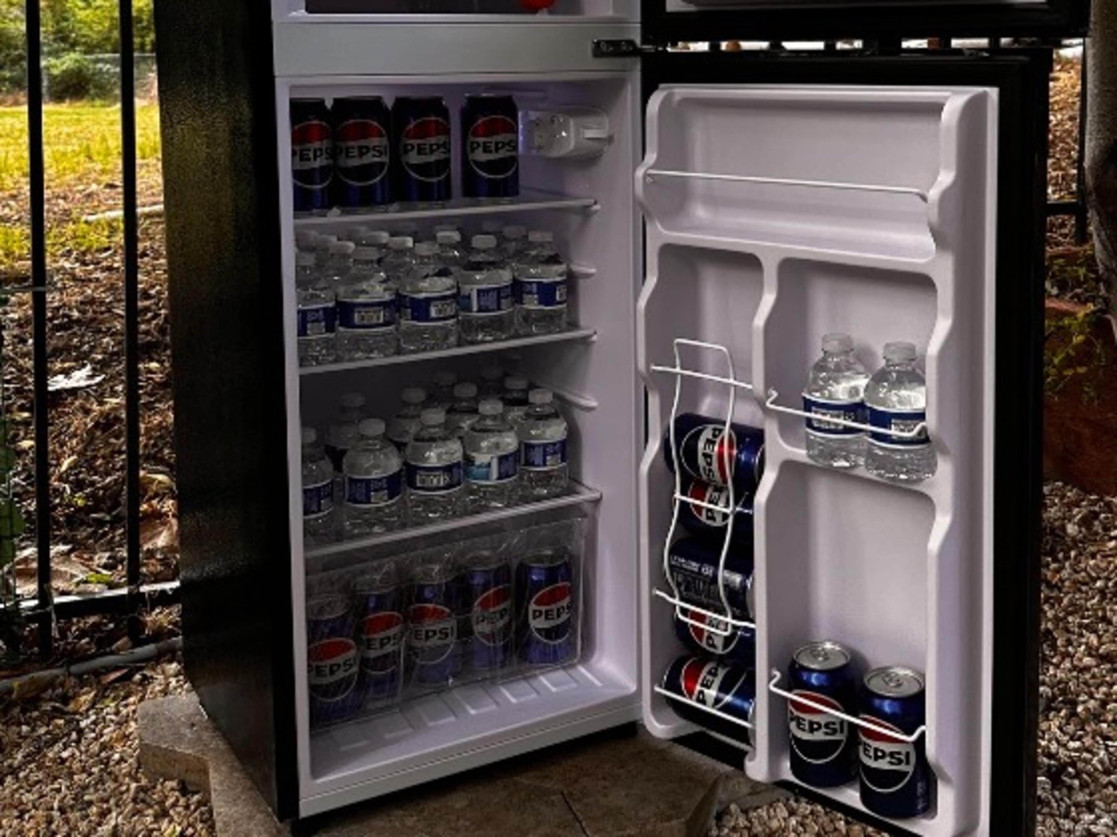 70 Mini Water/ Pepsi