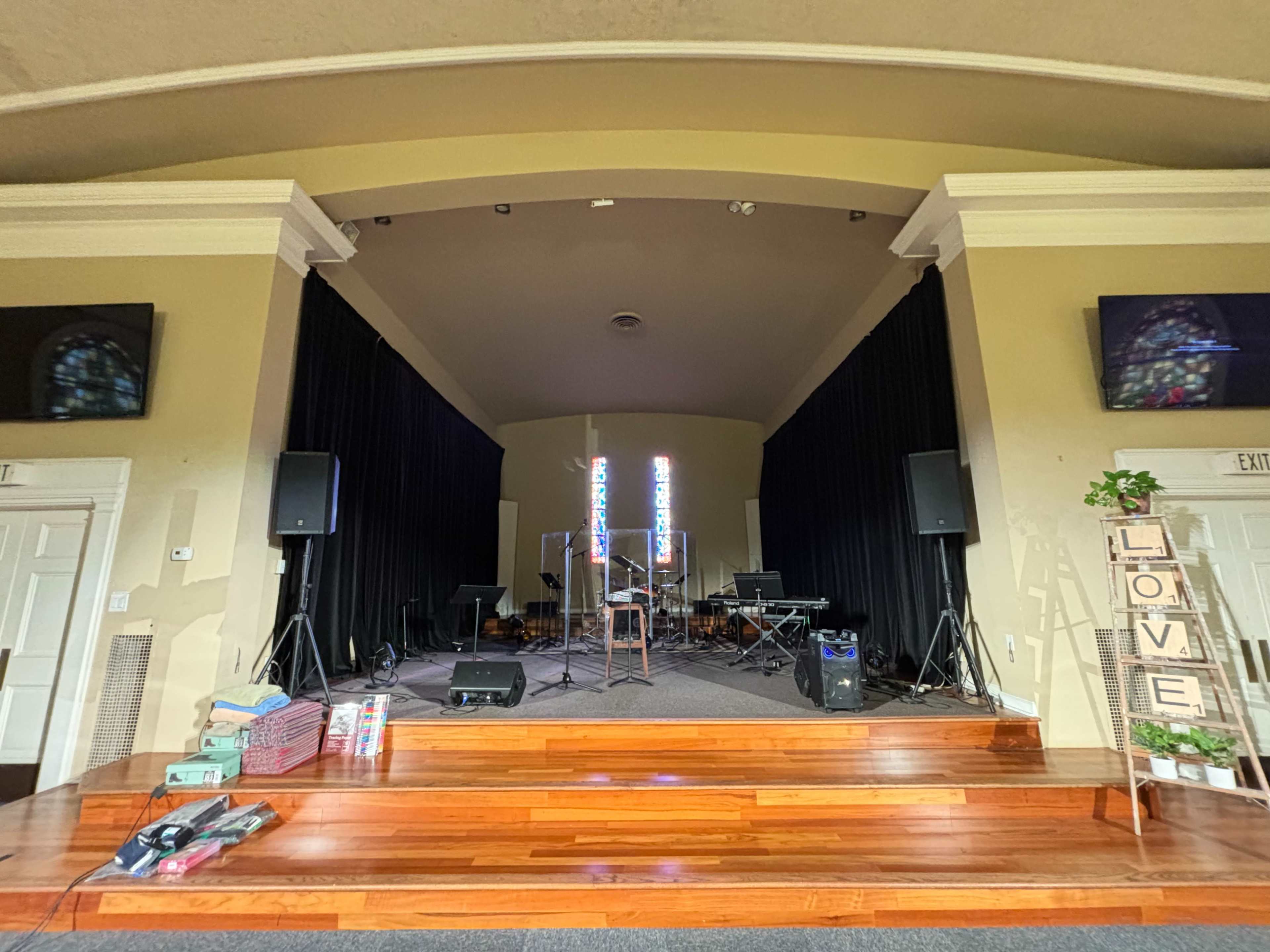 Harmony Toluca Lake - Inclusive Faith Community - Steeple Chapel, Hall, Classrooms Image in Toluca Lake, Toluca Lake, CA
