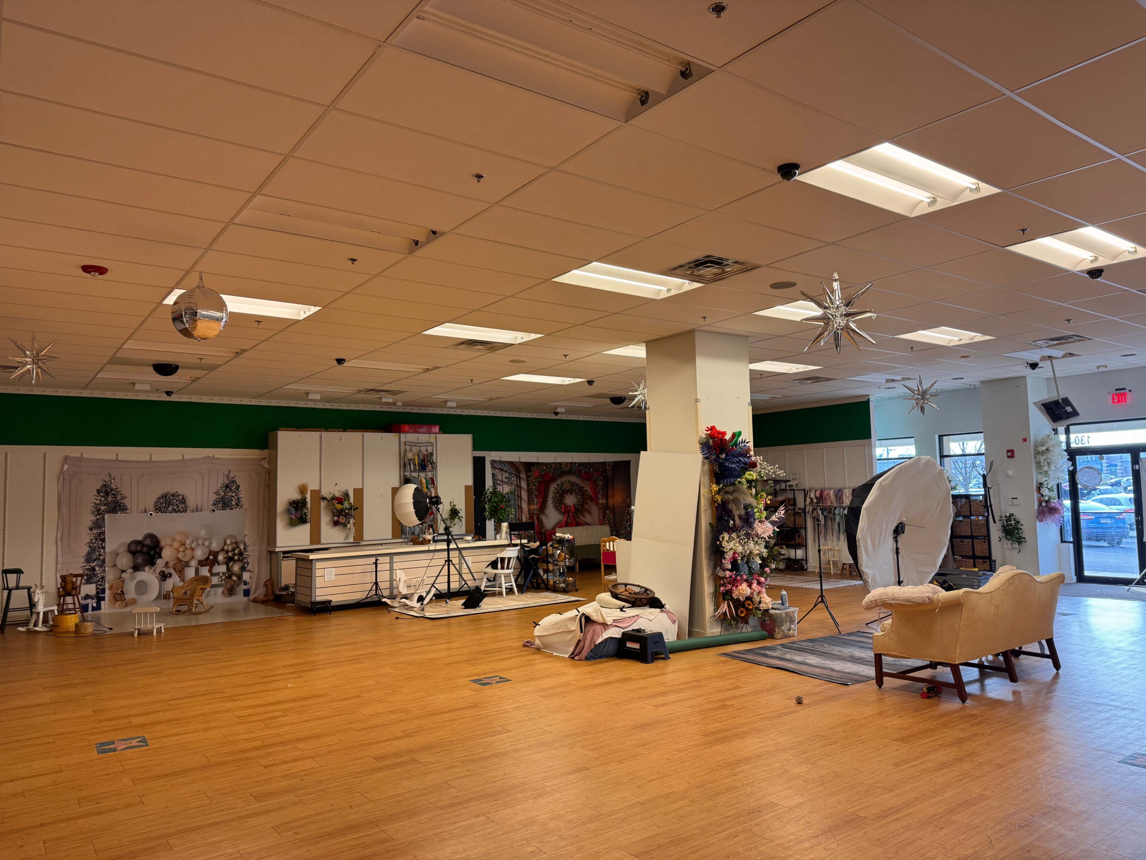 Professional Photo studio Image in Upper Moreland Township, Willow Grove, PA