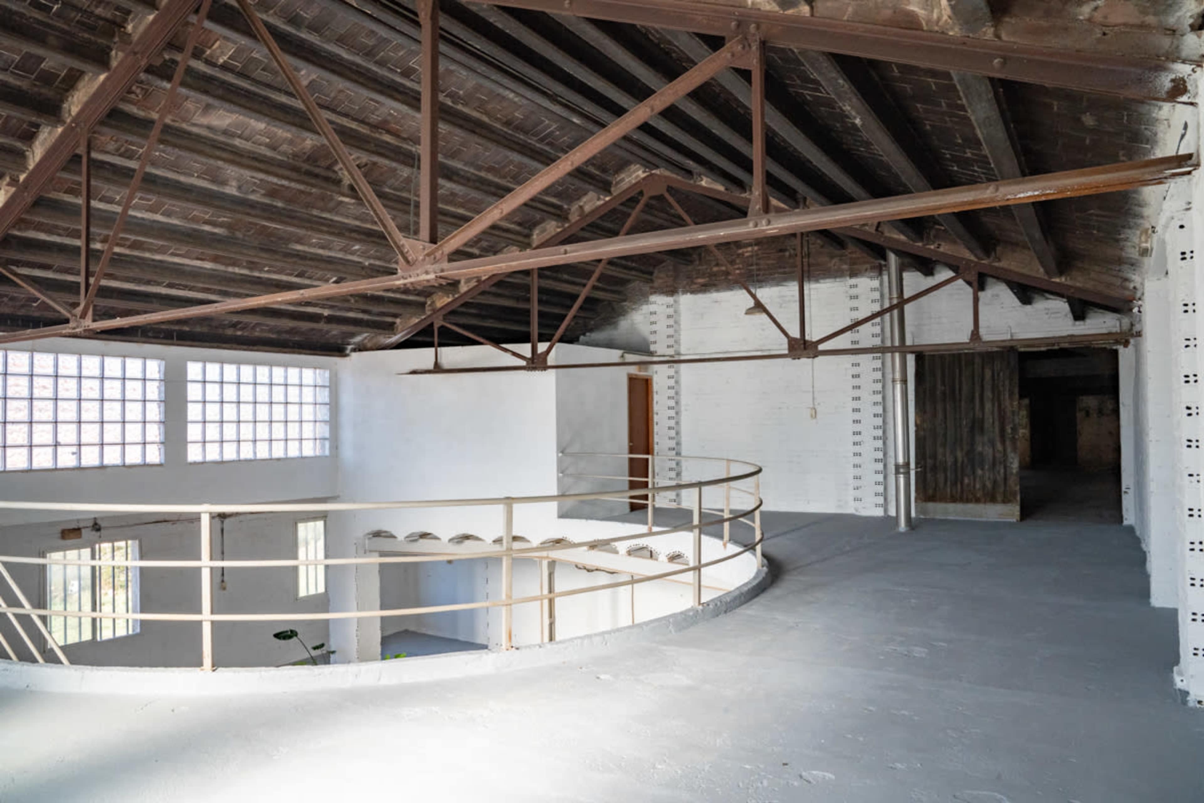 Espacio Industrial único en el corazón del Empordà Image in , La Bisbal d'Empordà, GI