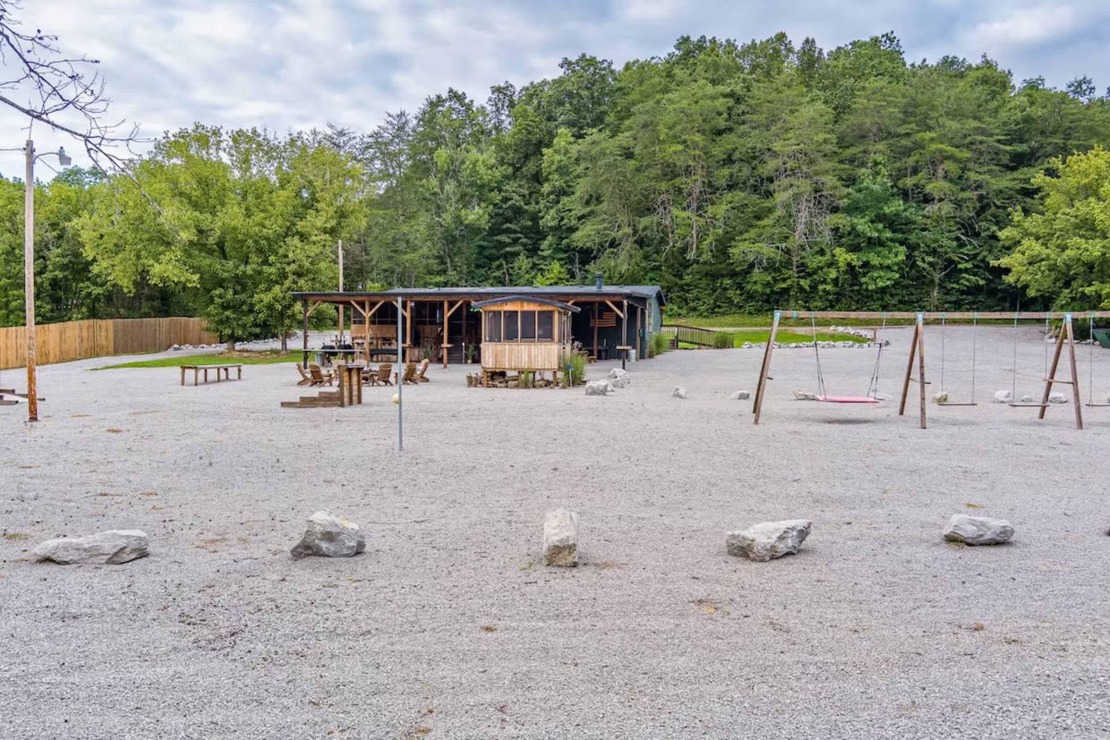 The Grotto at Spring Creek Image in , Albany, KY