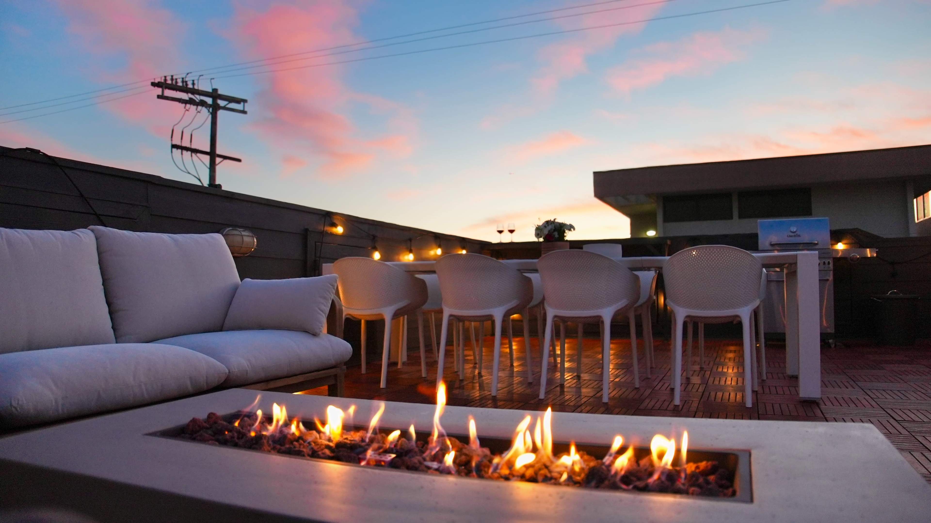2BD Townhouse w/ Private Rooftop and Ocean View Image in Venice, Marina del Rey, CA