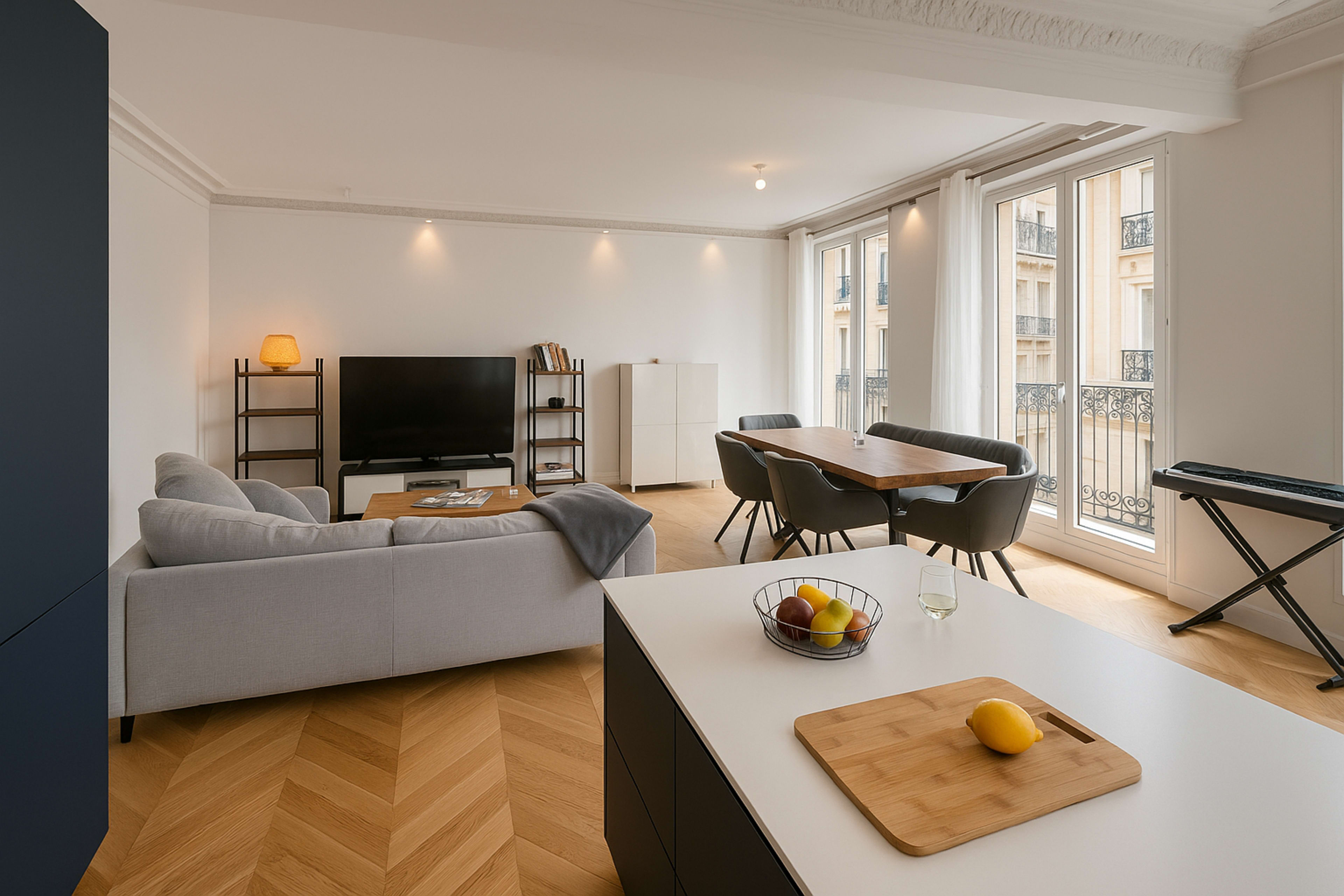 evasion chic arc de tiomphe Image in Ternes, PARIS 17