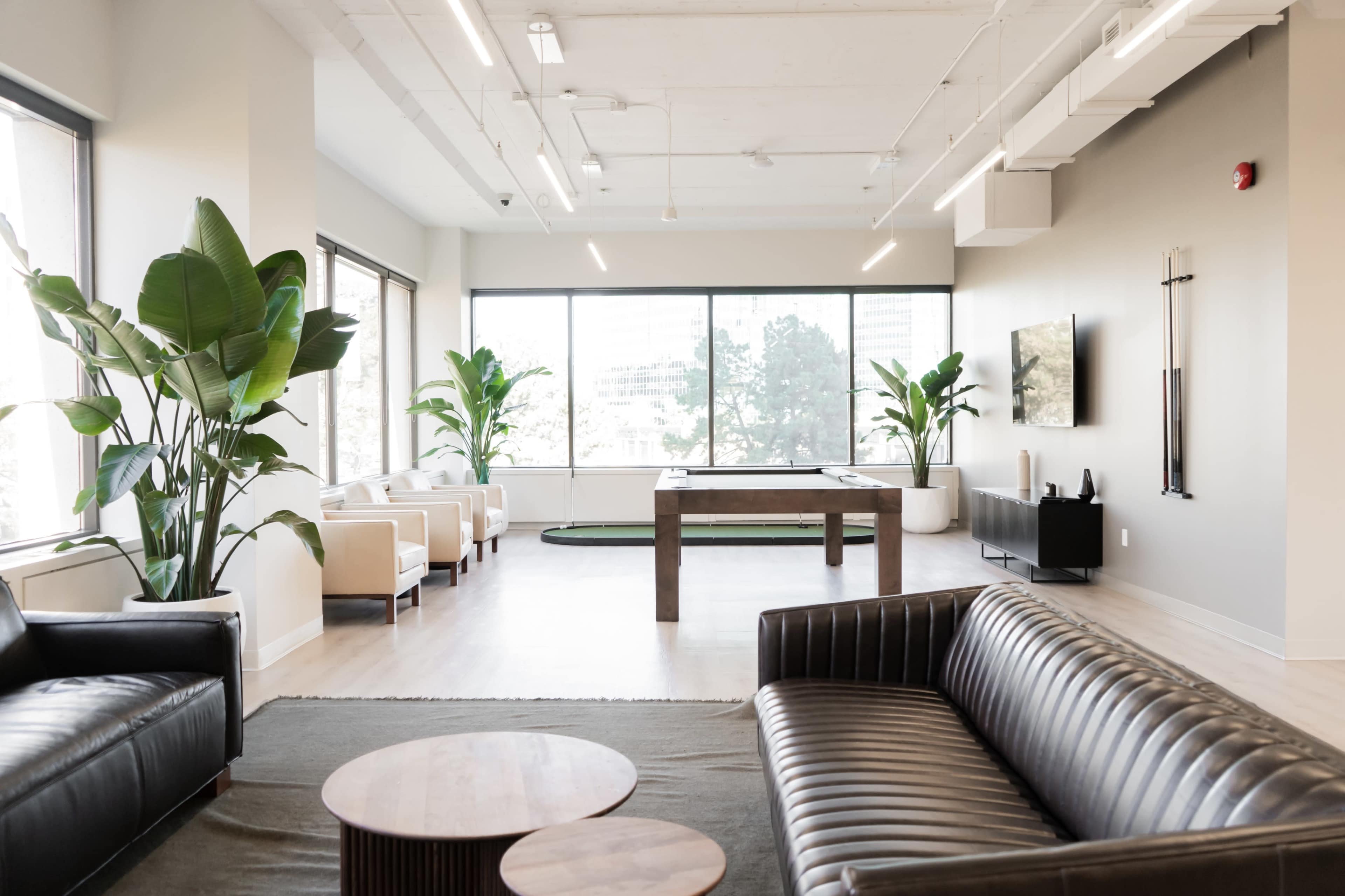 Versatile 24-Person Meeting Space Image in Henry Farm, North York Toronto, ON