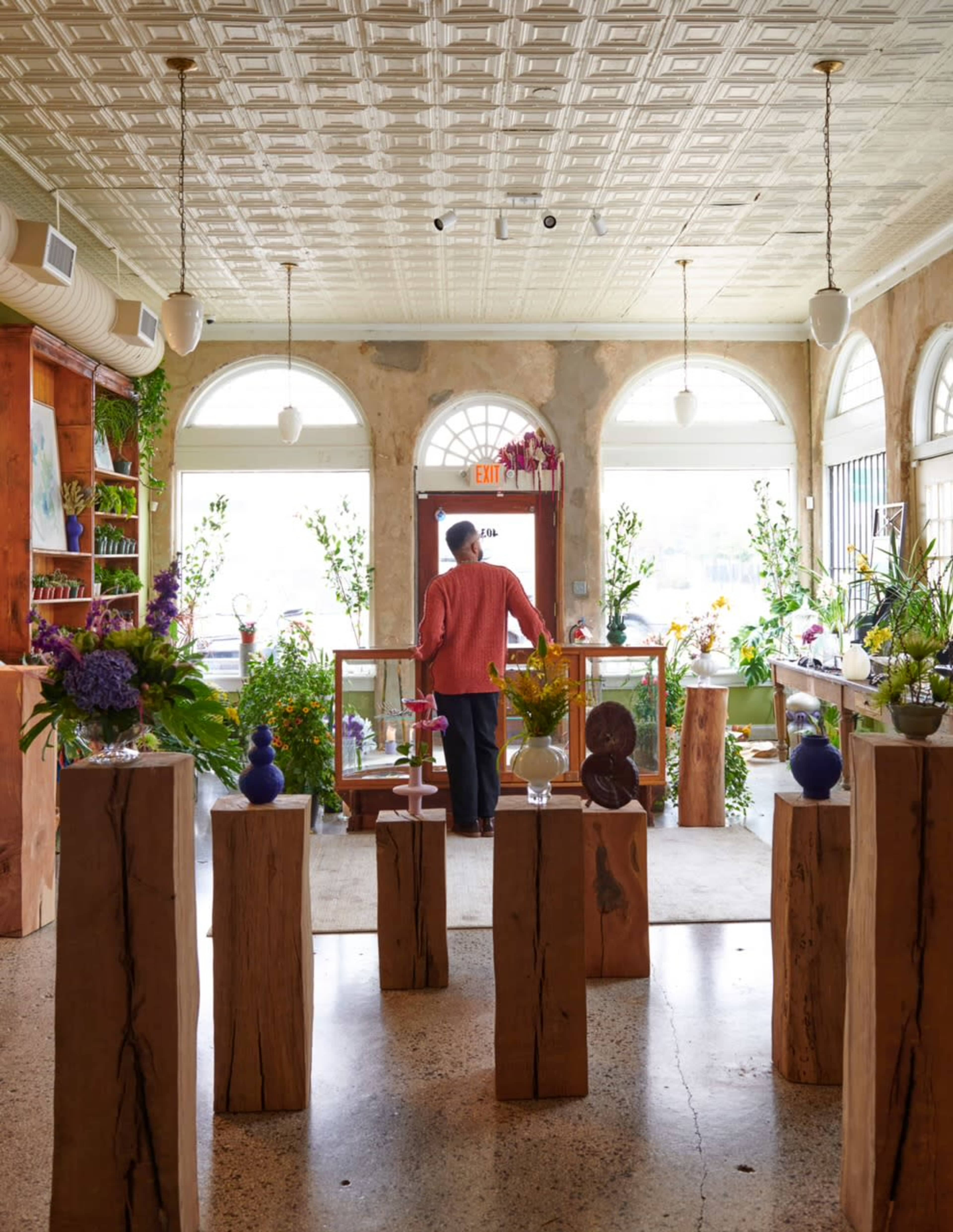 Light-Filled Floral Design House and Gallery on Historic Swiss Avenue Image in Old East Dallas, Dallas, TX