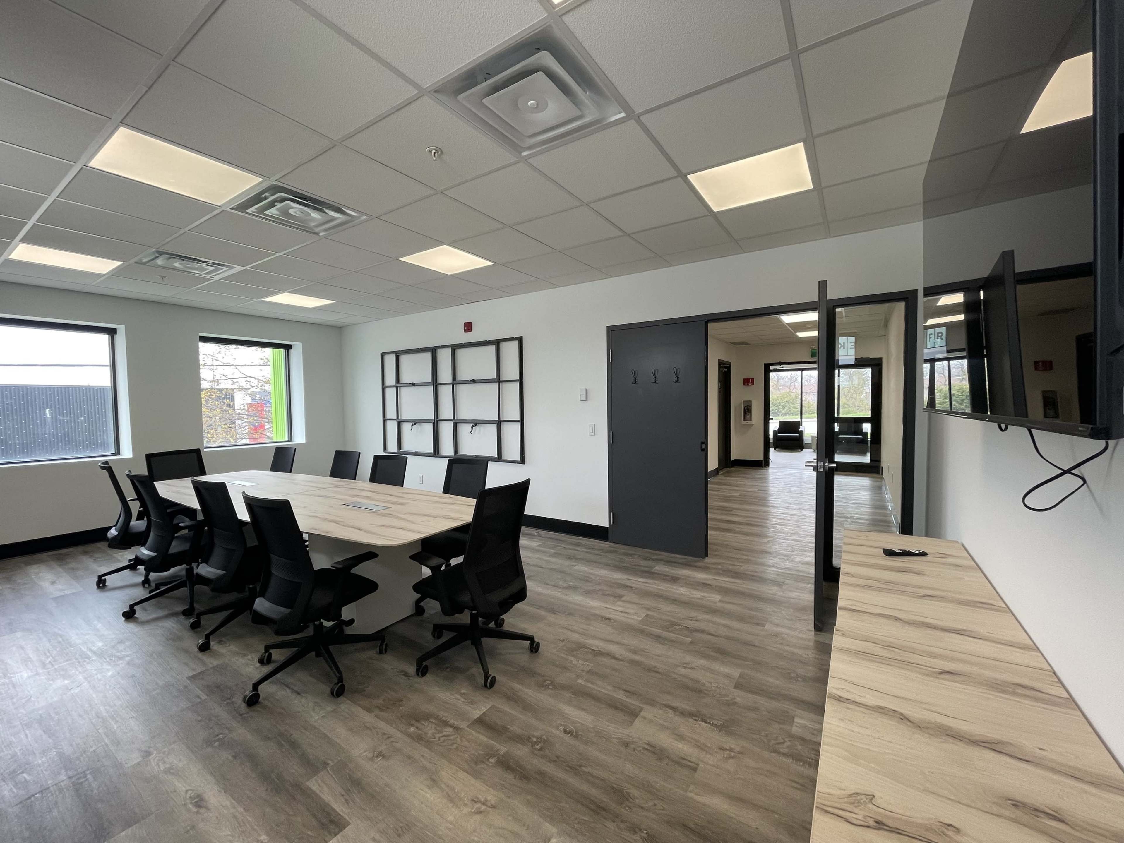 Boardroom in Toronto Image in Clairlea-Birchmount, Toronto, ON