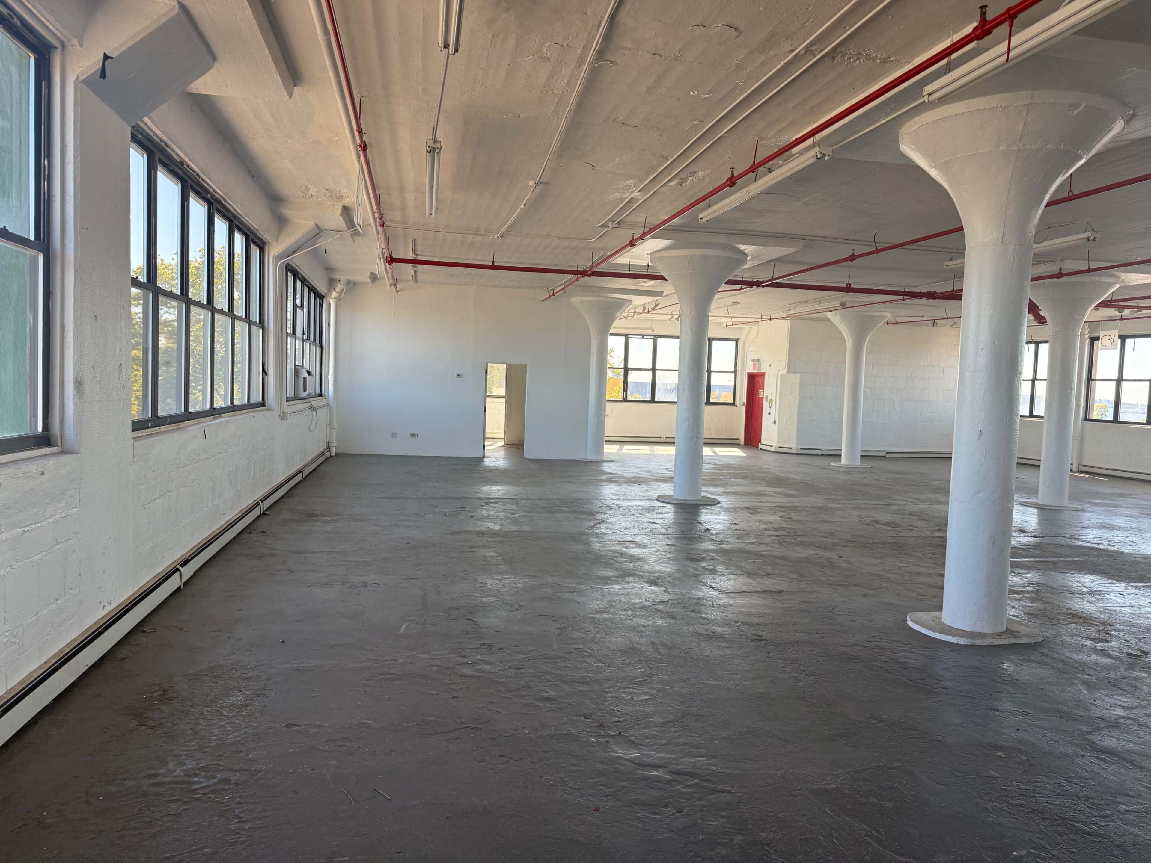 Raw Industrial Warehouse Space Image in Red Hook, Brooklyn, NY