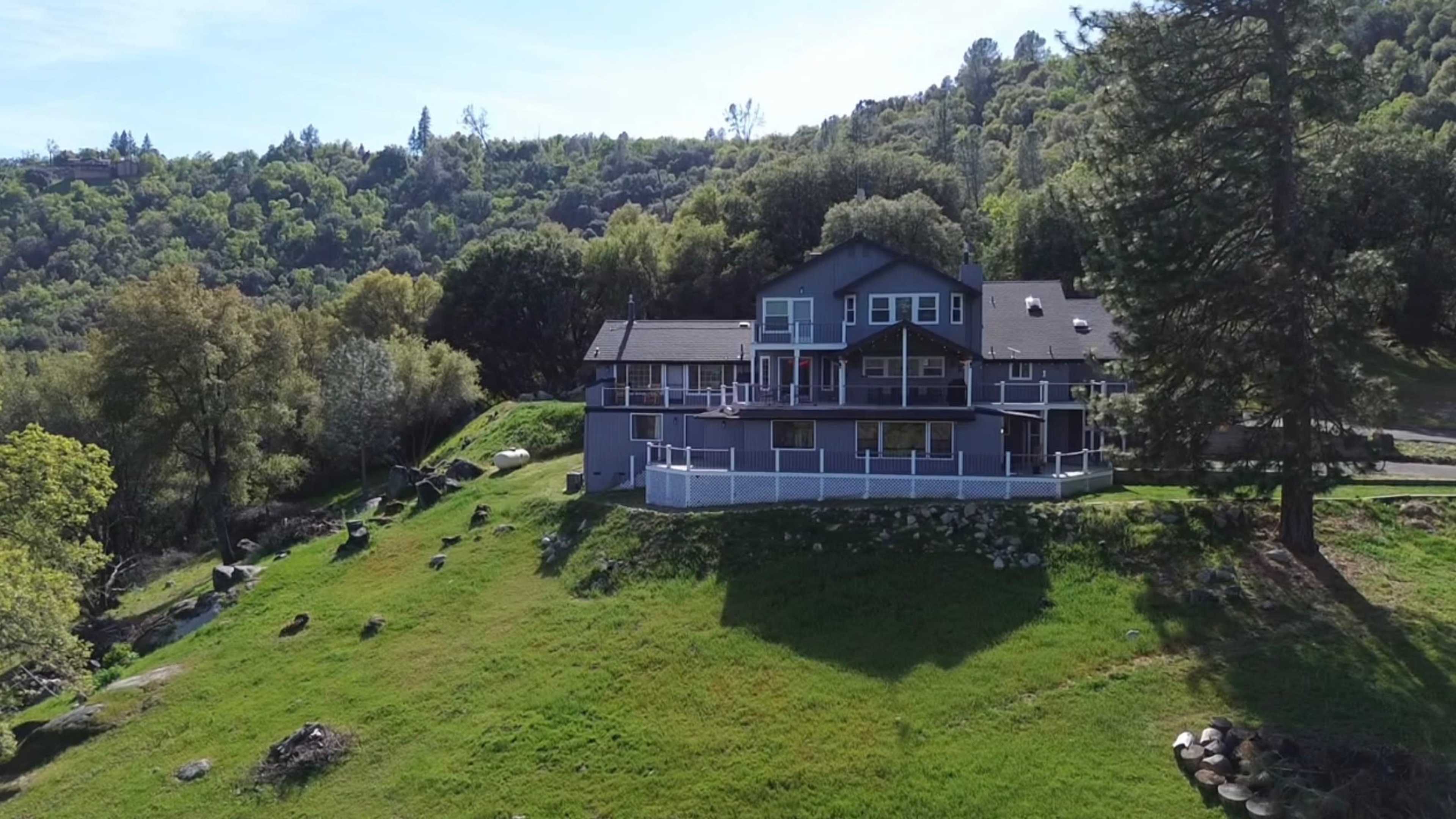Mountain Daddies Estate Image in Oakhurst, Oakhurst, CA