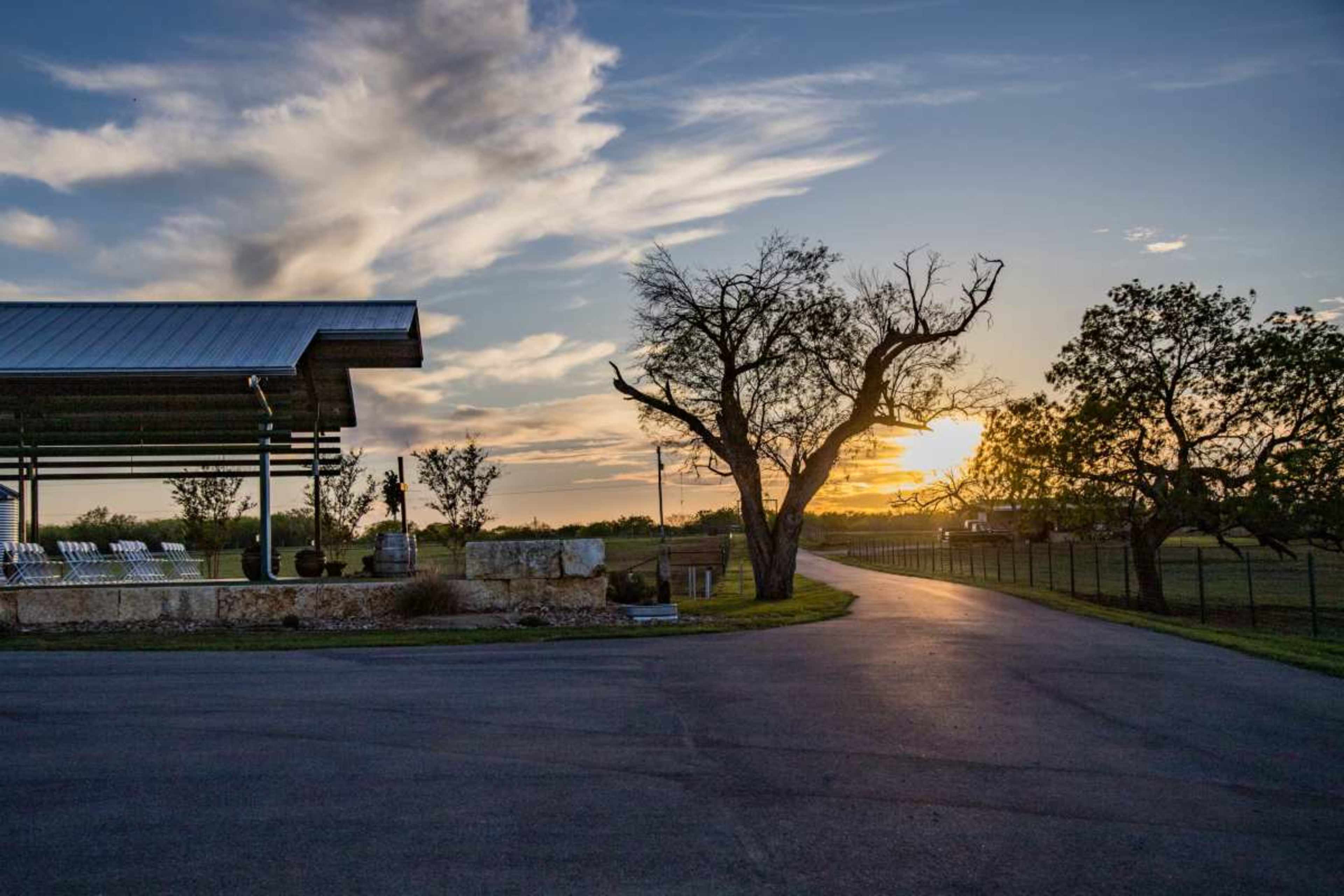 Outdoor Country Venue with Modern Perks Image in , Seguin, TX