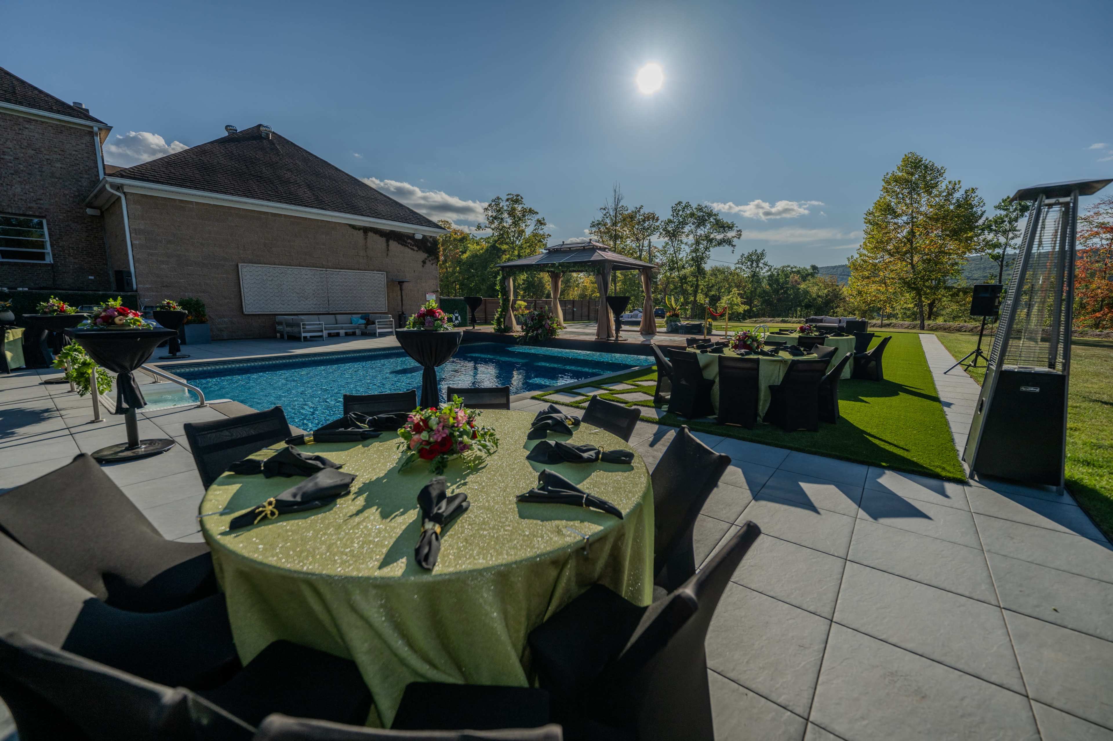 Chic lakeside estate Image in Hewitt, West Milford, NJ