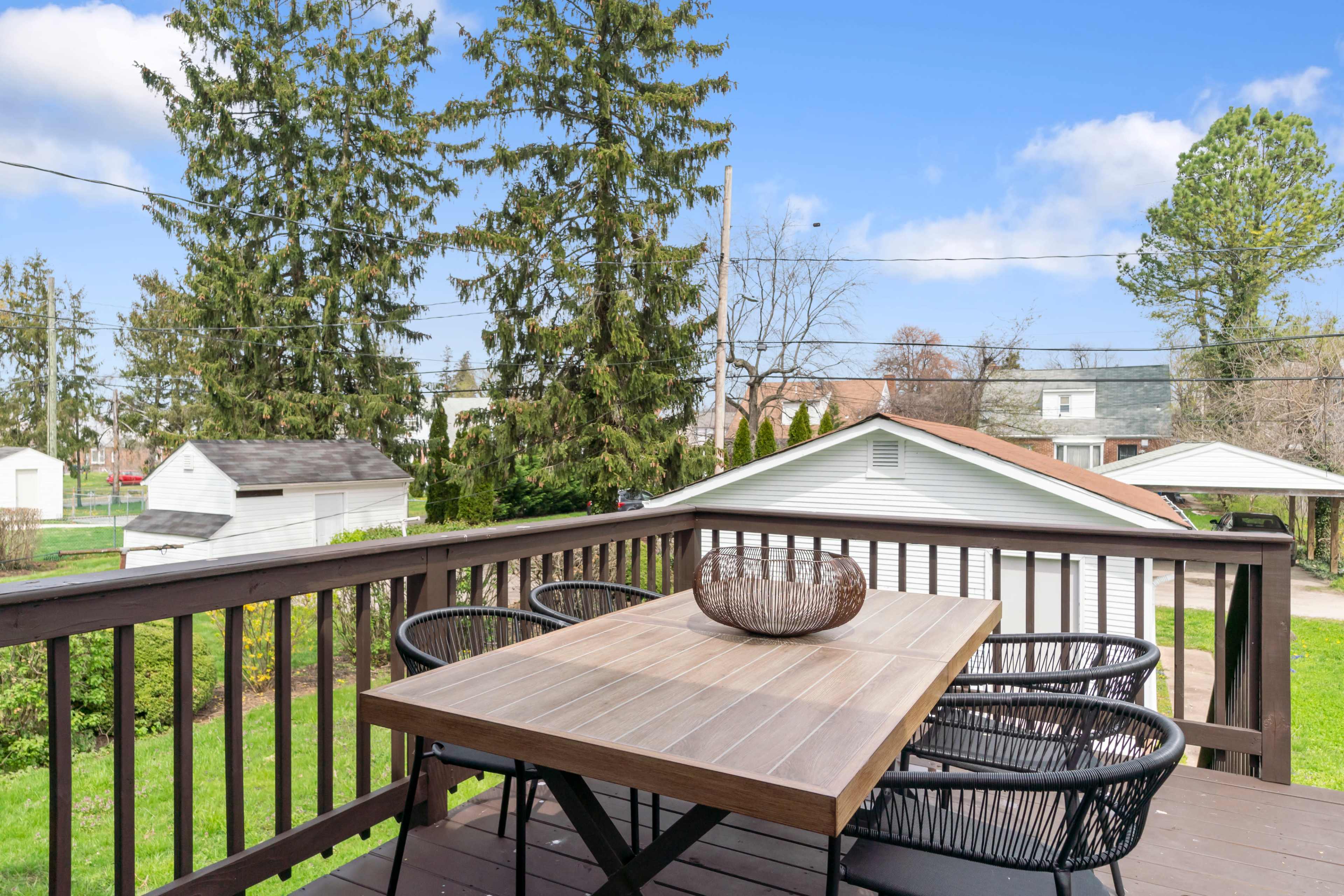 Stunning 7BR Lux House in Baltimore Image in West Arlington, Baltimore, MD