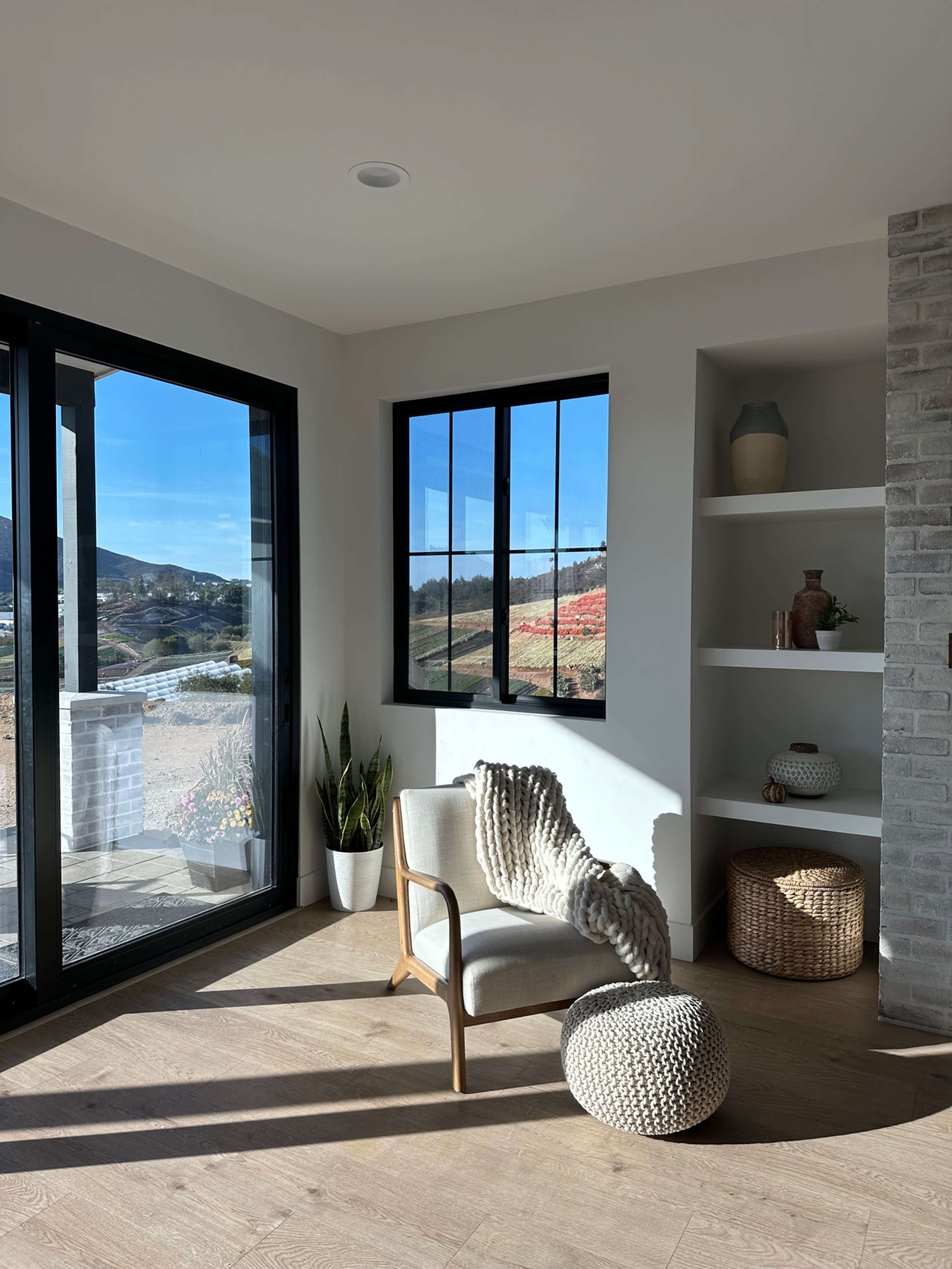 Hidden New Build with Amazing Views: Photoshoots & Special Events Image in , San Marcos, CA