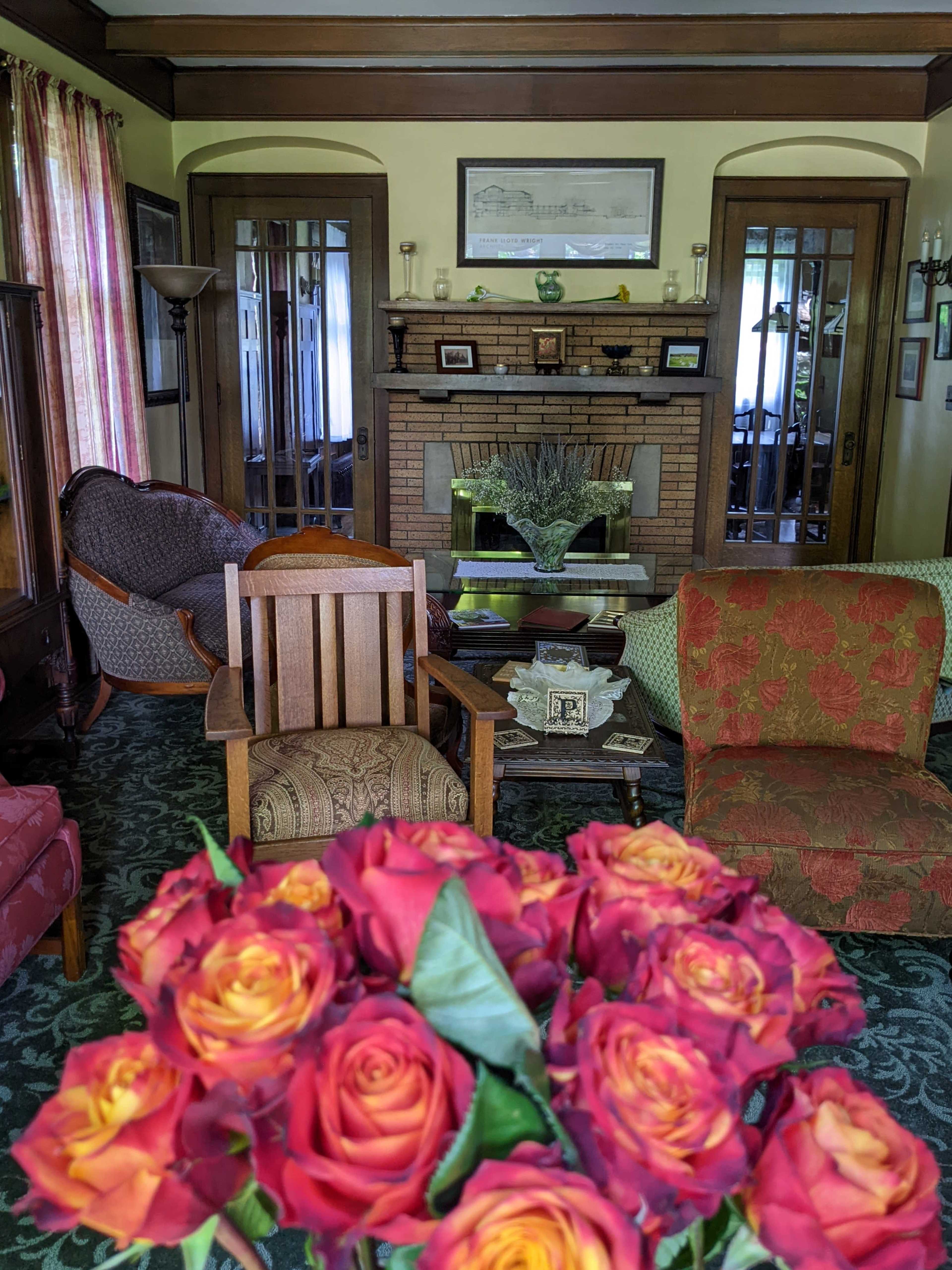 National and State Historic Registered 1913 Arts and Craft Bed and Breakfast 2 Blocks from Niagara Falls State Park Image in Niagara Falls, Niagara Falls, NY